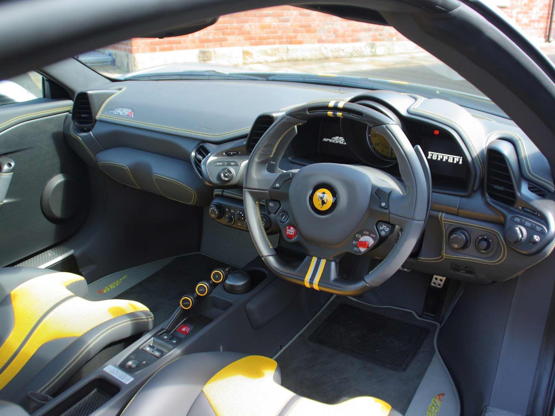 Ferrari 458 Speciale Aperta