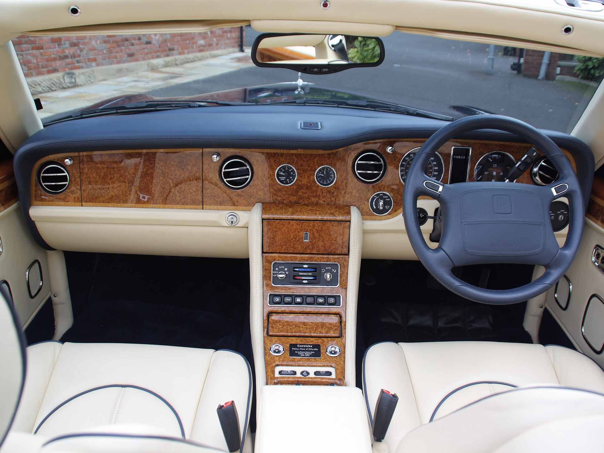 Rolls Royce Corniche V Final Series