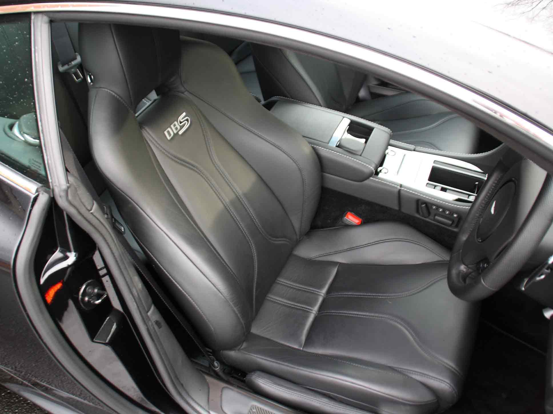 Aston Martin DBS Carbon Black - Limited Edition