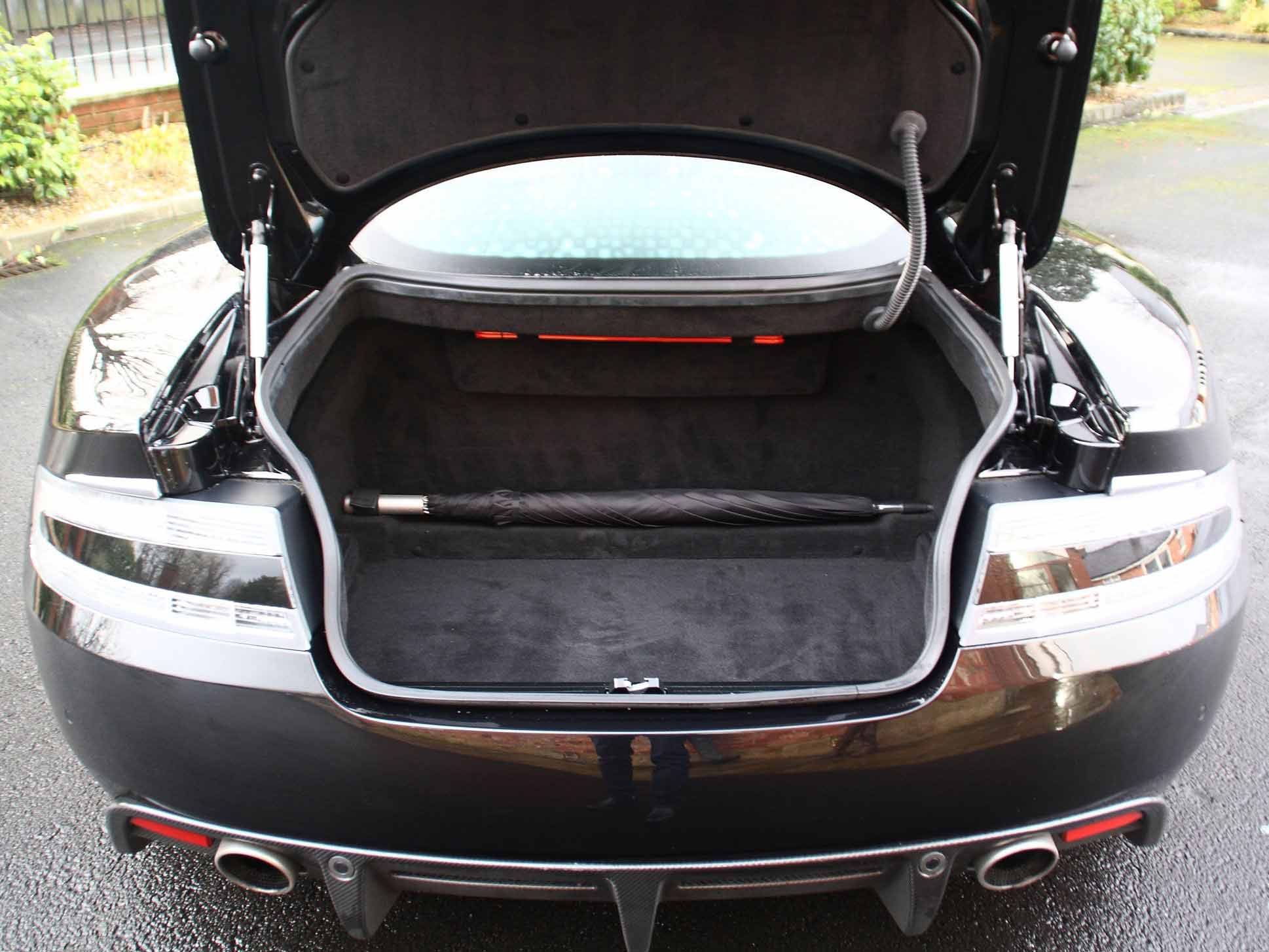 Aston Martin DBS Carbon Black - Limited Edition