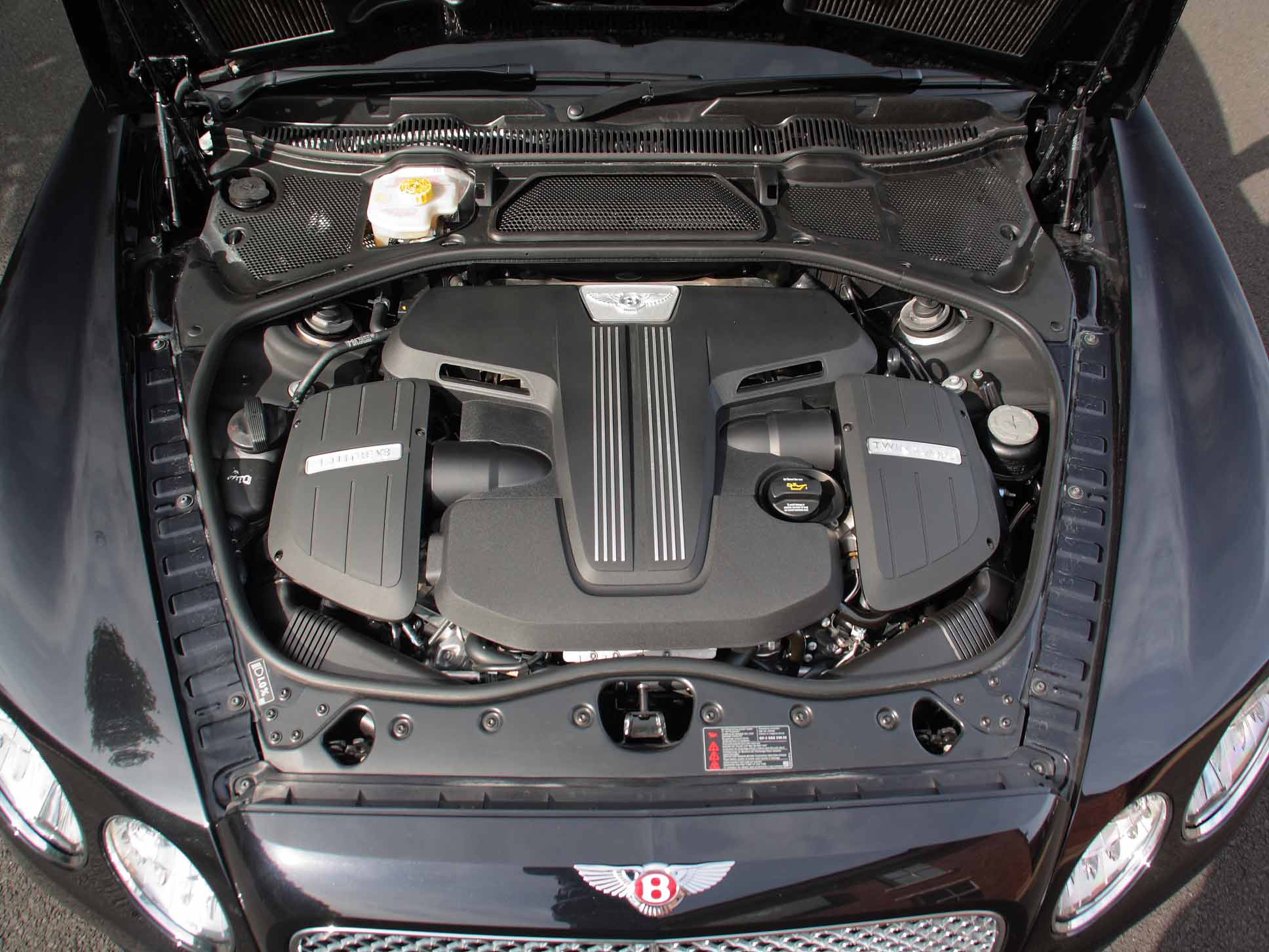 Bentley Flying Spur V8