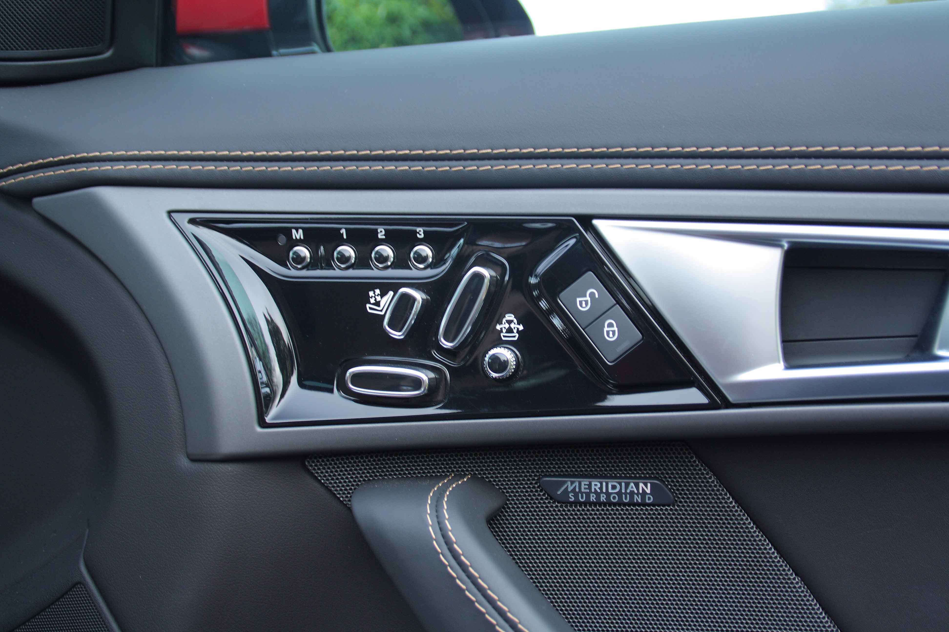 Jaguar F-Type R 5.0 Supercharged V8