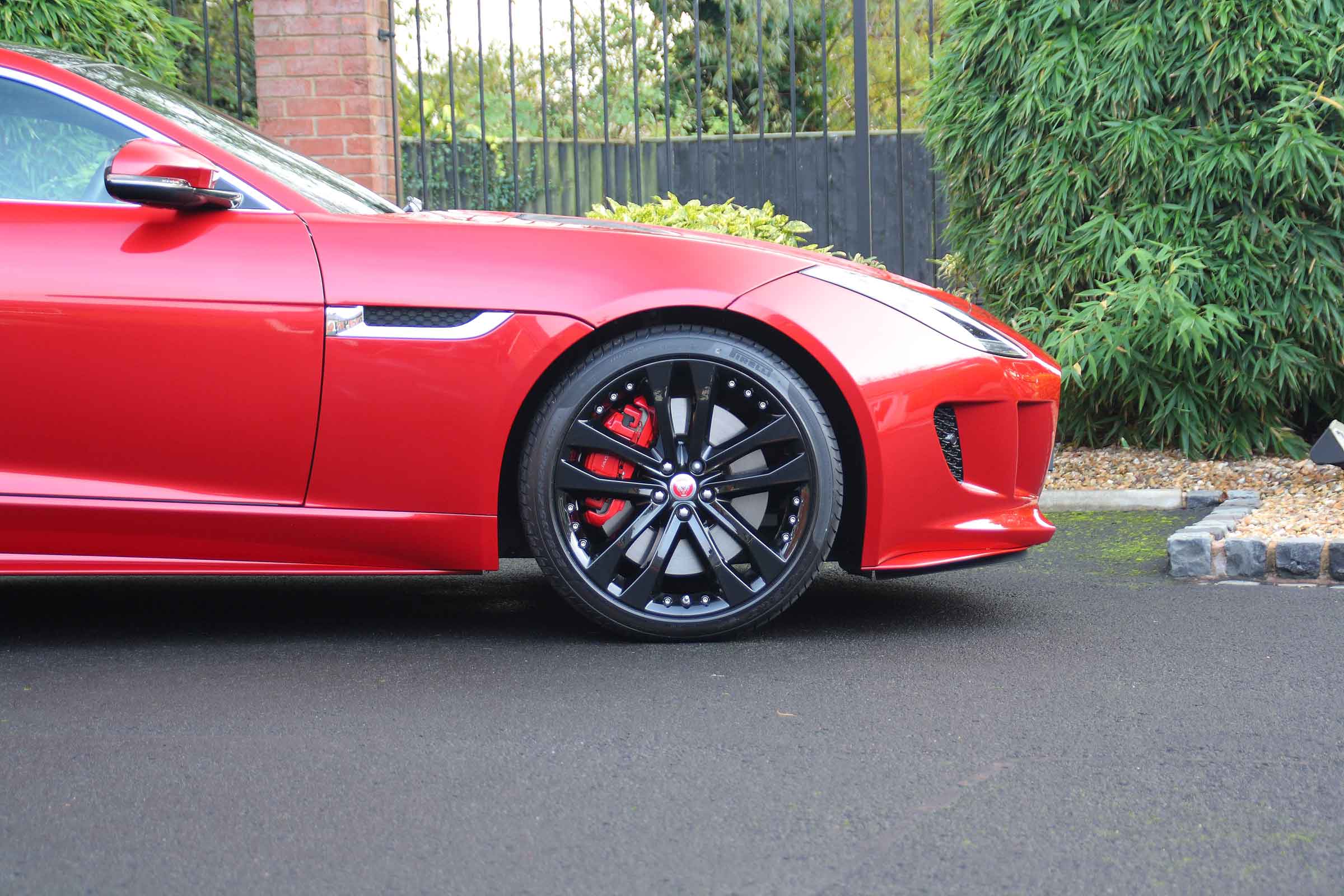Jaguar F-Type R 5.0 Supercharged V8