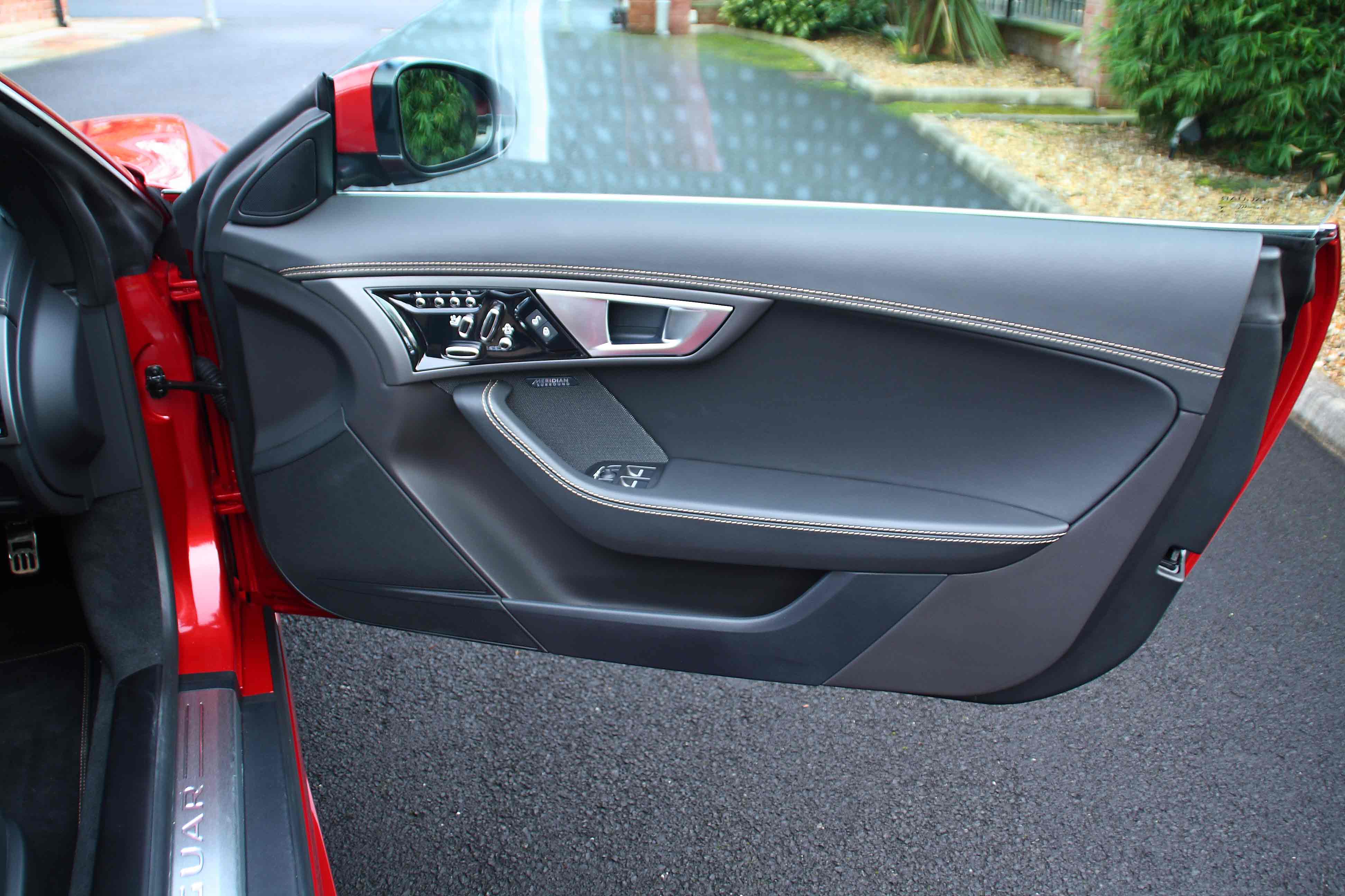 Jaguar F-Type R 5.0 Supercharged V8