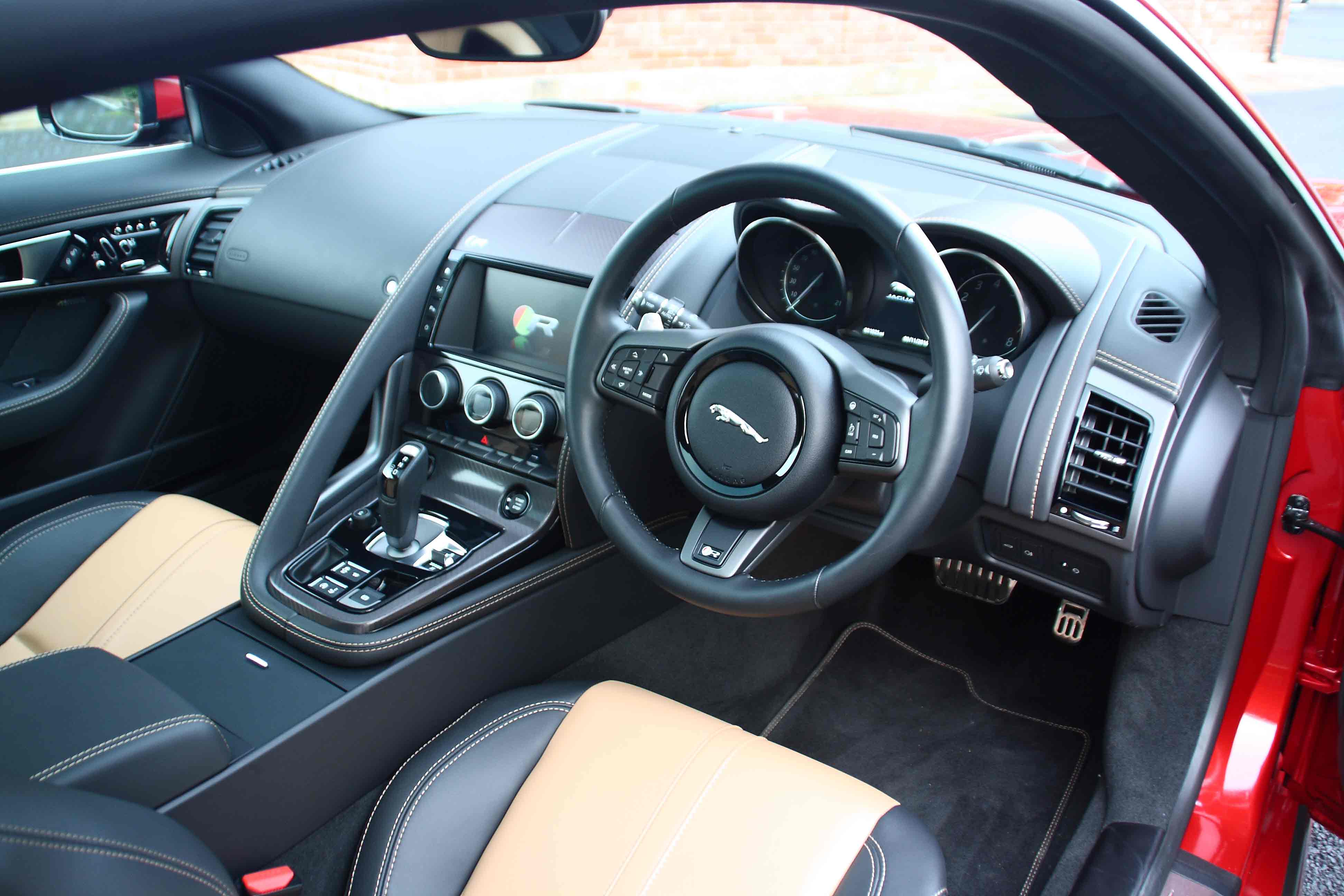 Jaguar F-Type R 5.0 Supercharged V8