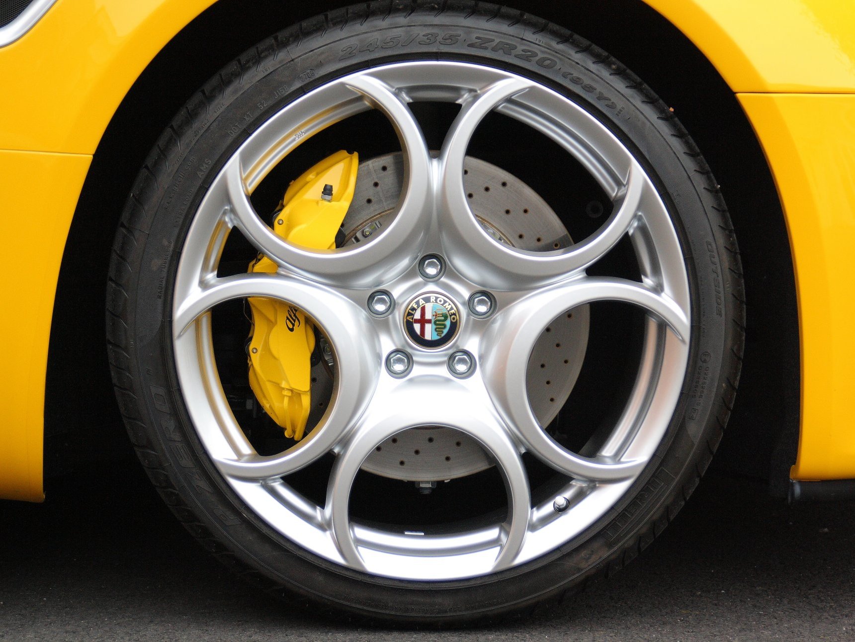 Alfa Romeo 8C Competizione