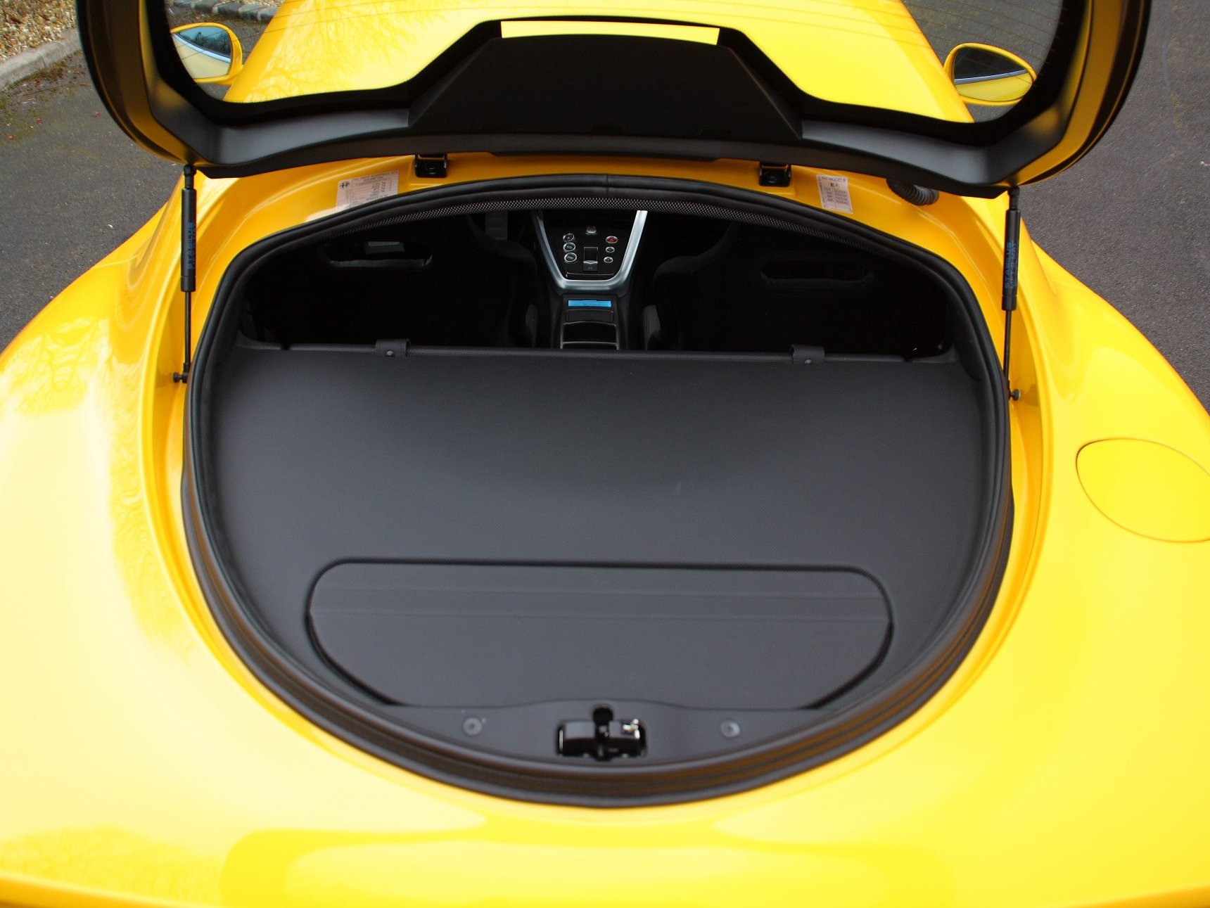 Alfa Romeo 8C Competizione