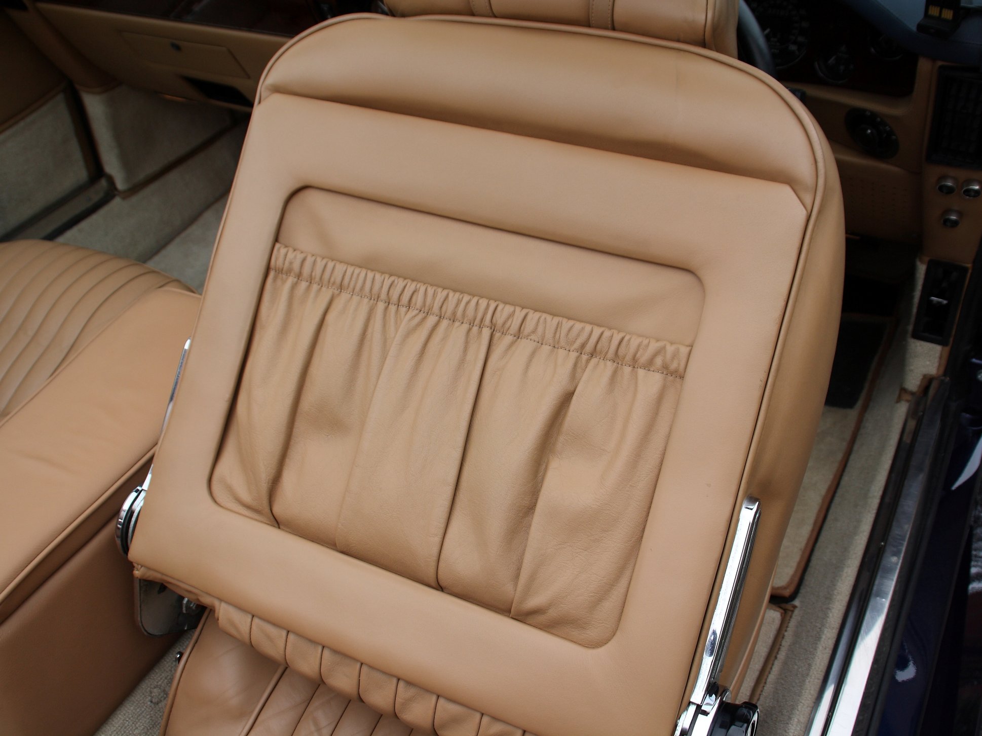 1988 Aston Martin V8 Vantage Volante