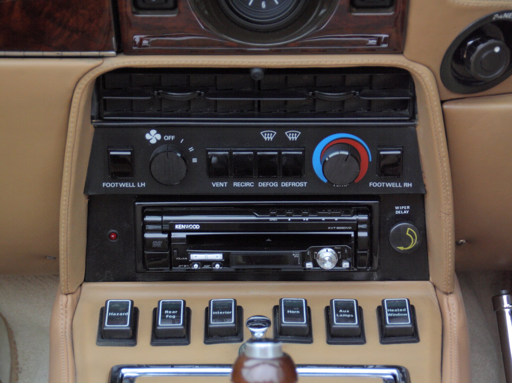 1988 Aston Martin V8 Vantage Volante