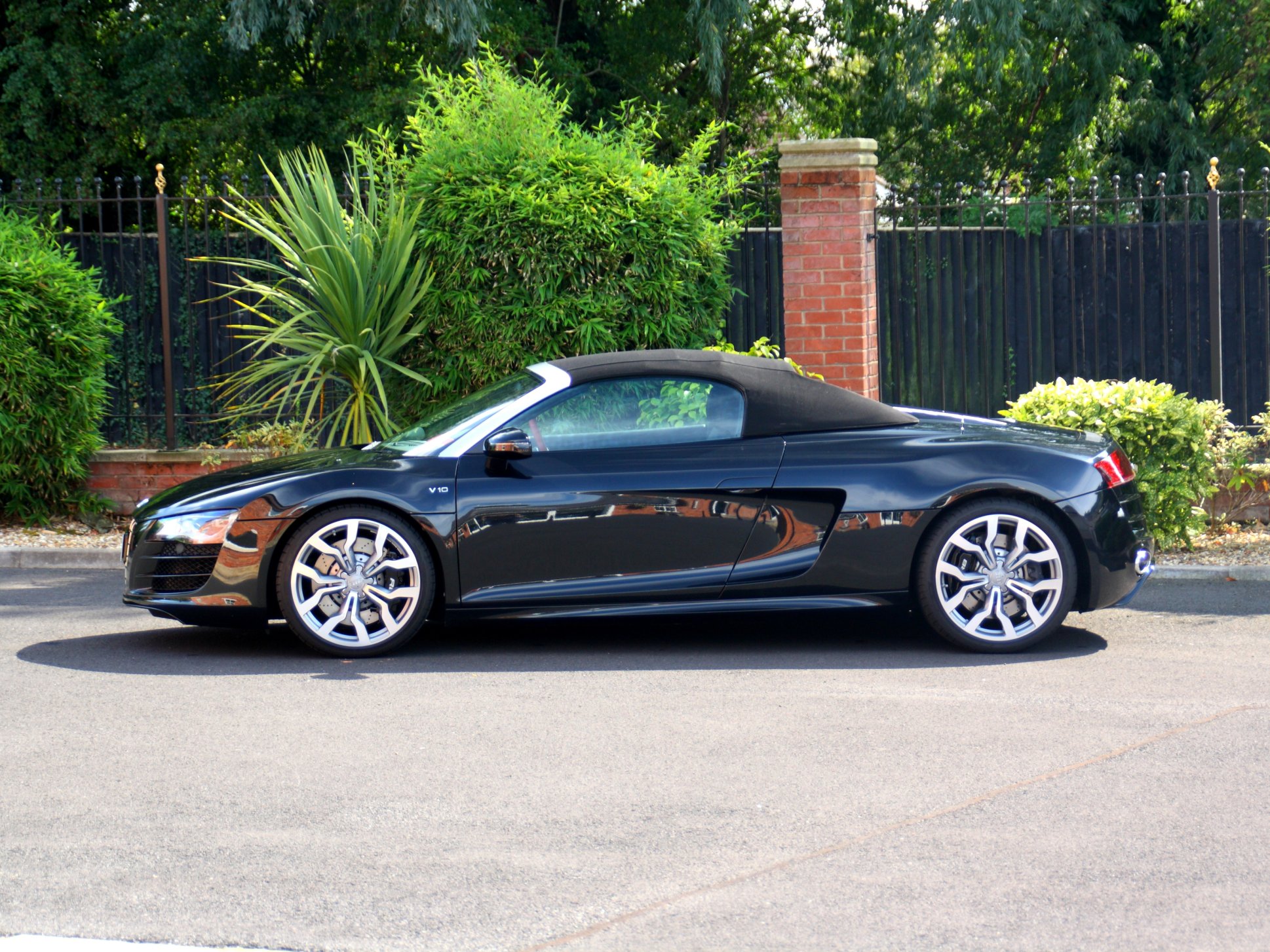 2010 Audi R8 V10 Cabriolet