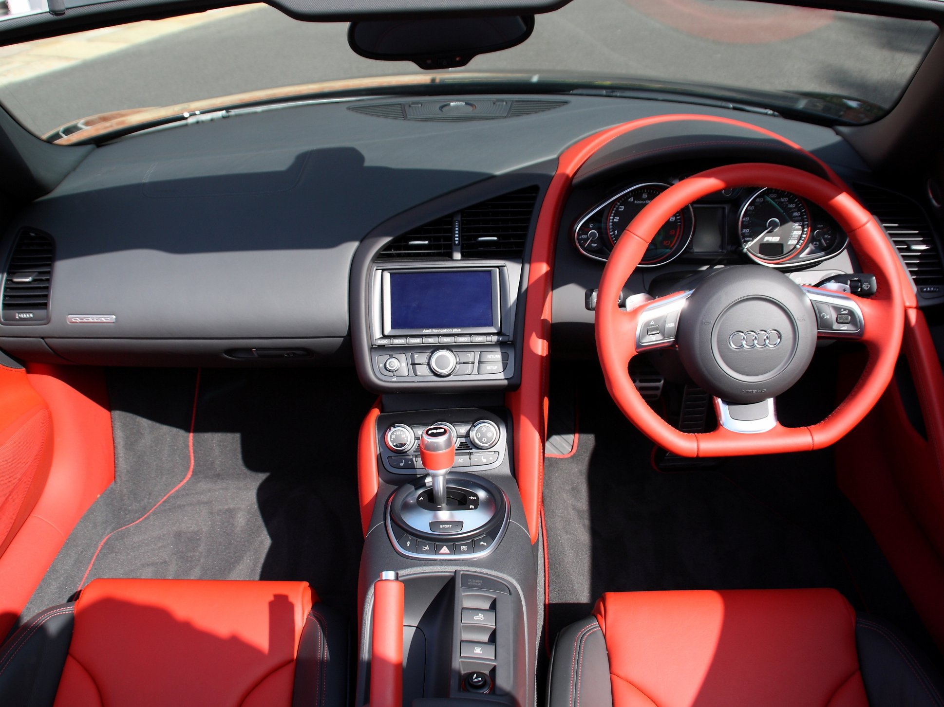 2010 Audi R8 V10 Cabriolet