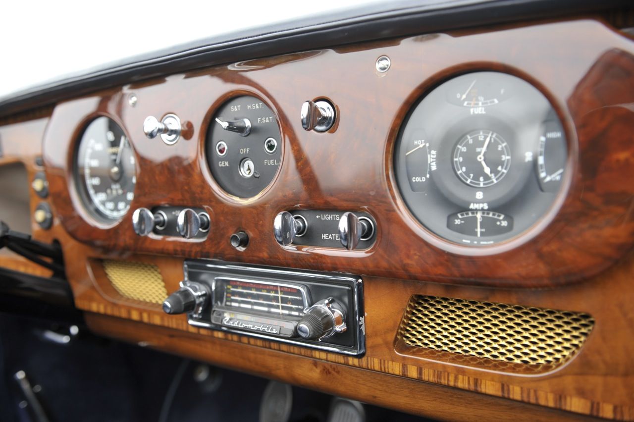 Bentley S1 Drophead Coupe by HJ Mulliner & Co.