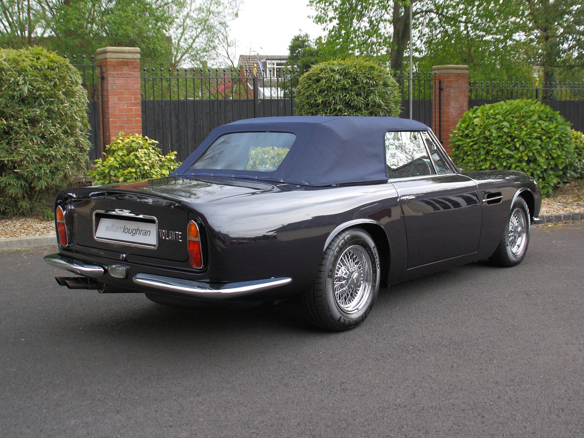 1970 Aston Martin DB6 MkII Volante