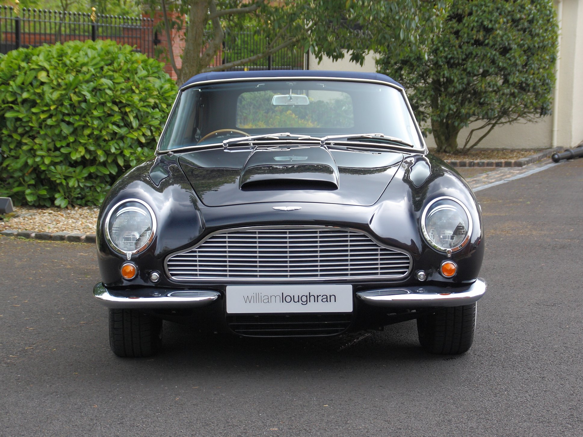 1970 Aston Martin DB6 MkII Volante