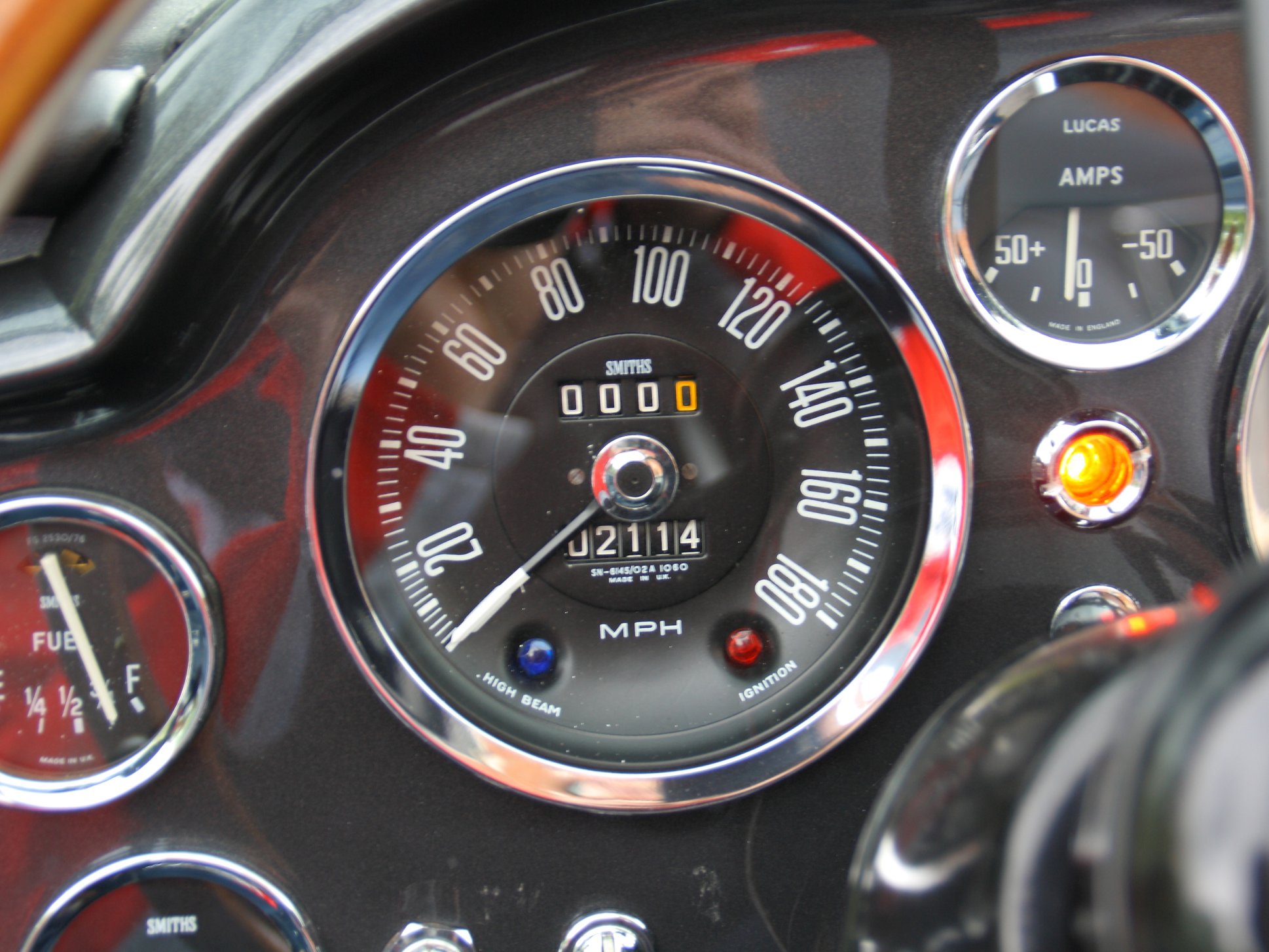 1970 Aston Martin DB6 MkII Volante