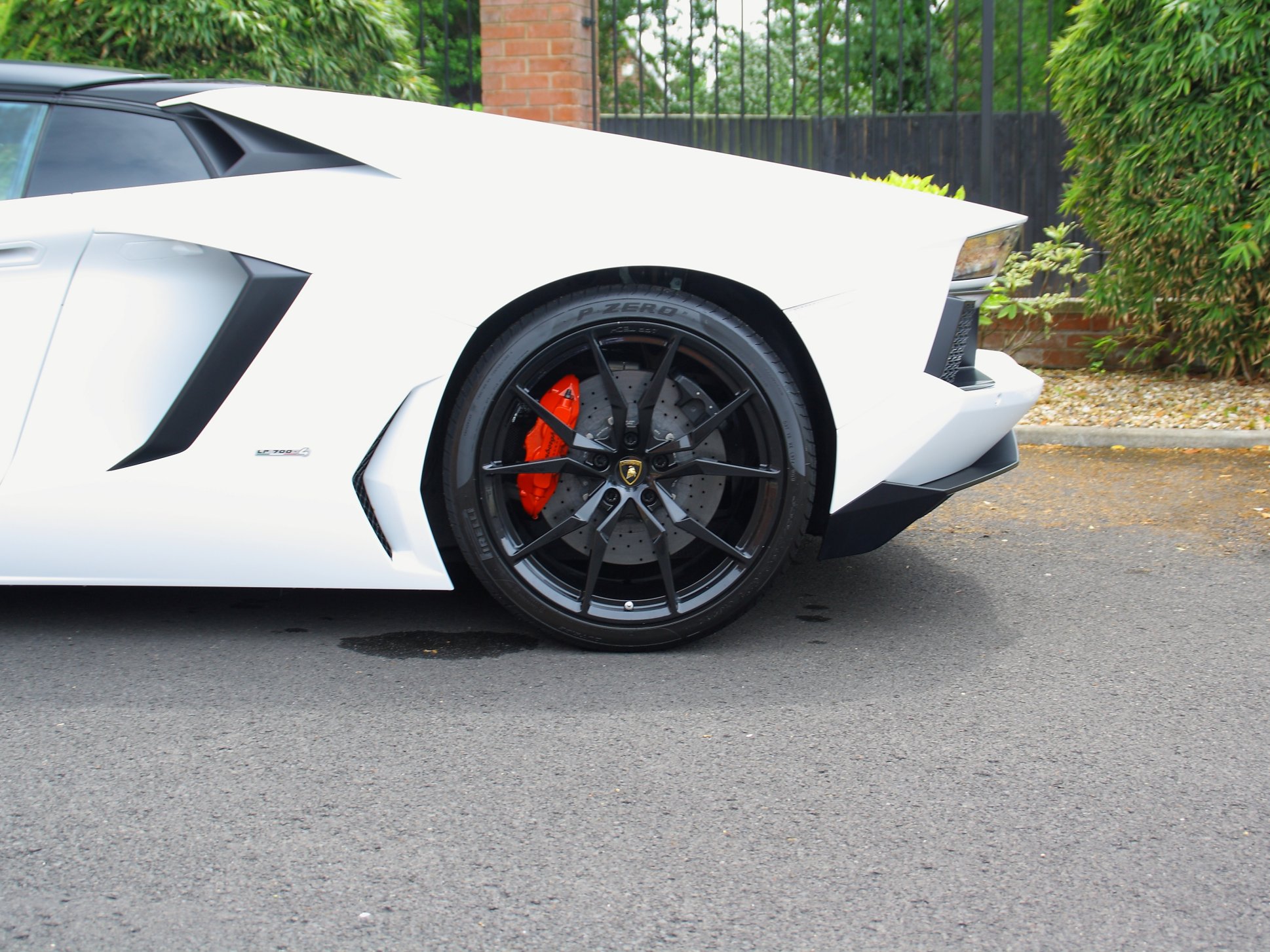Lamborghini Aventador LP700-4 Roadster