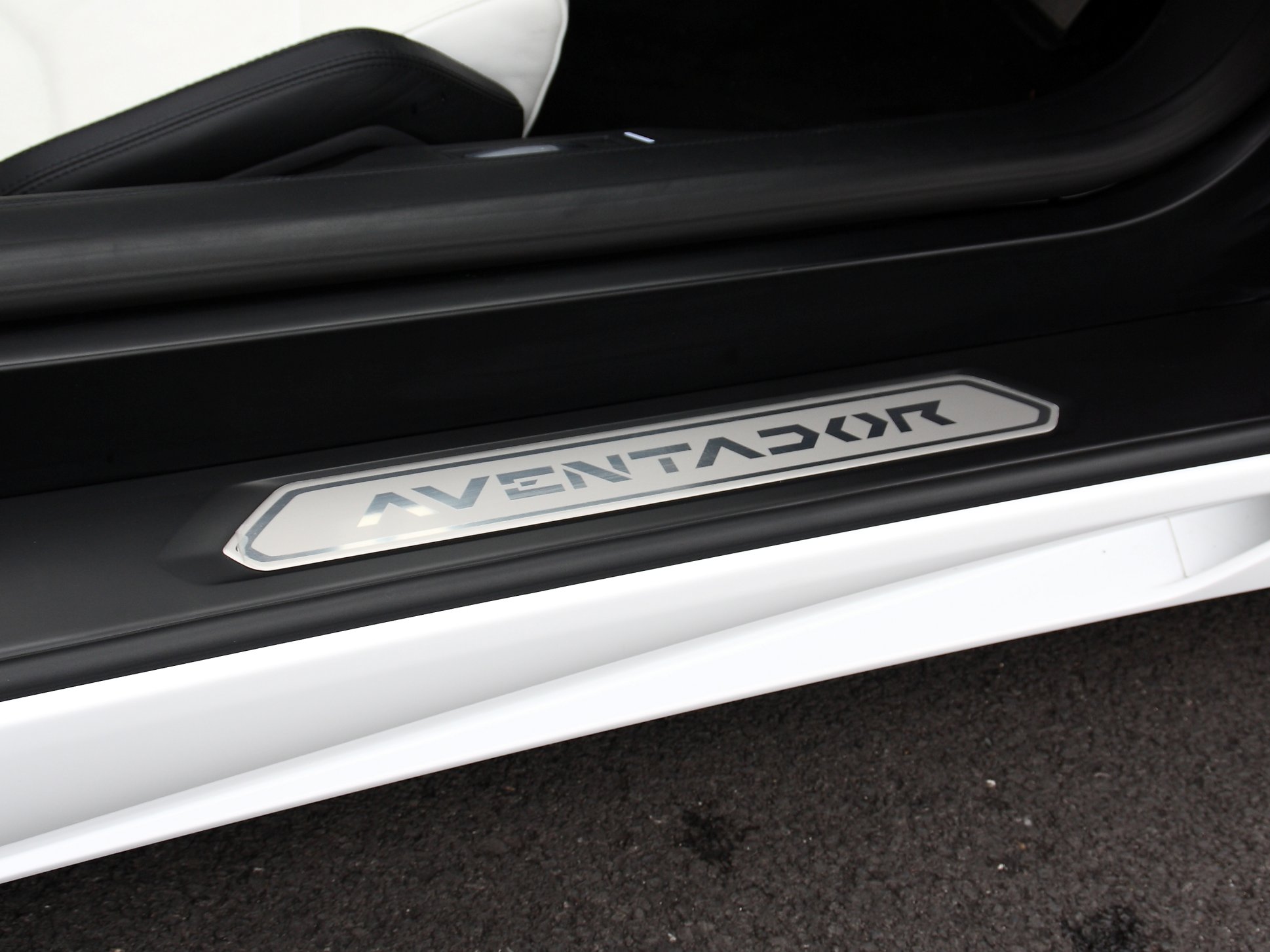 Lamborghini Aventador LP700-4 Roadster