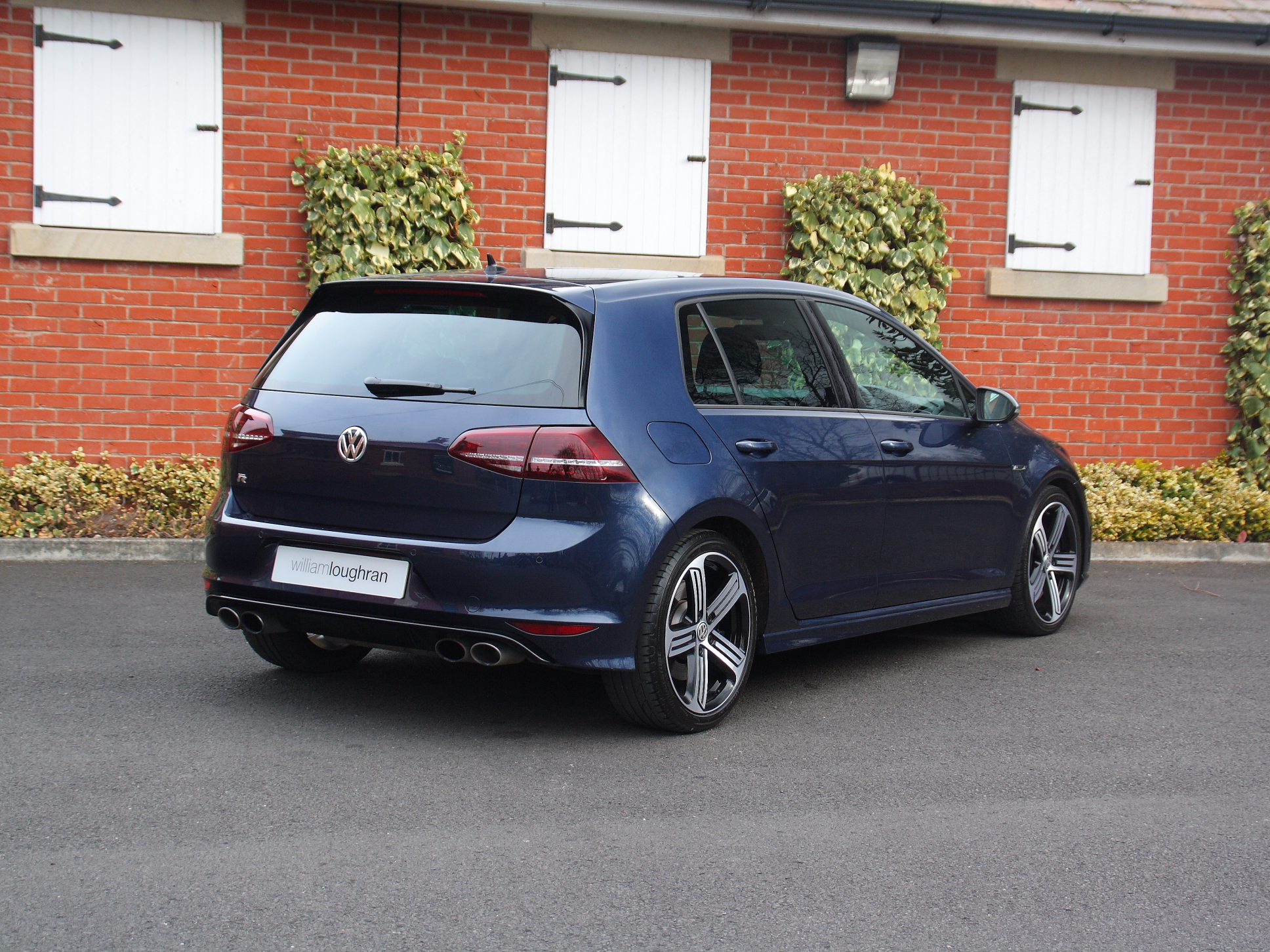 2017 Volkswagen Golf R DSG