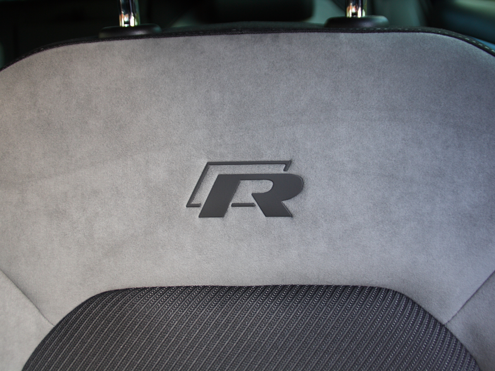 2017 Volkswagen Golf R DSG