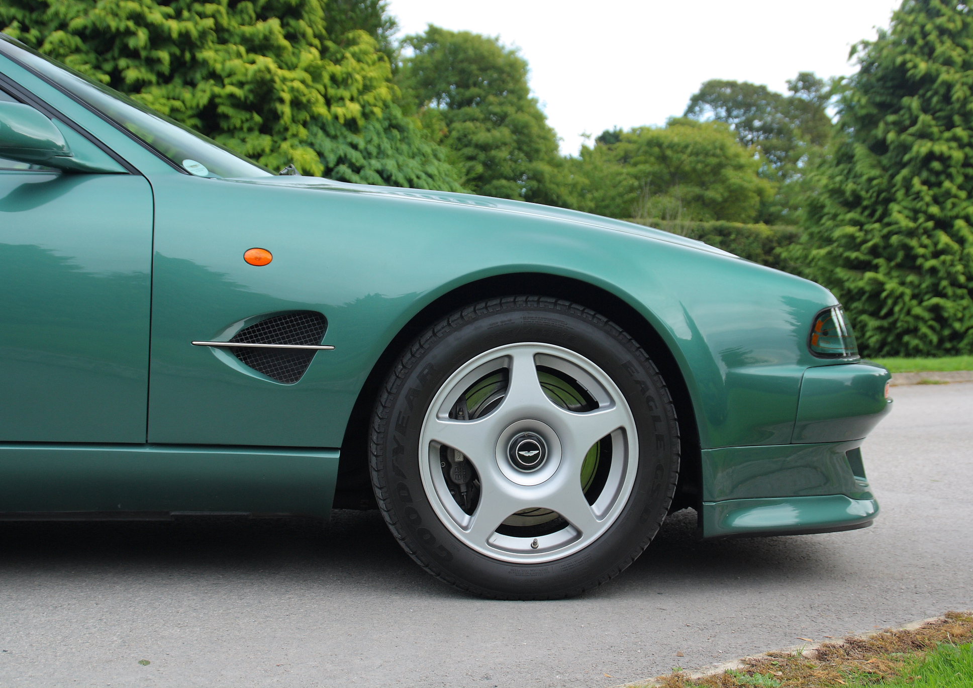 Aston Martin Vantage V600 Le Mans