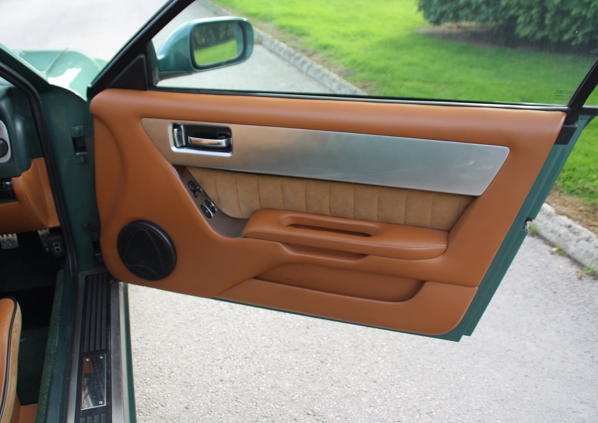 Aston Martin Vantage V600 Le Mans