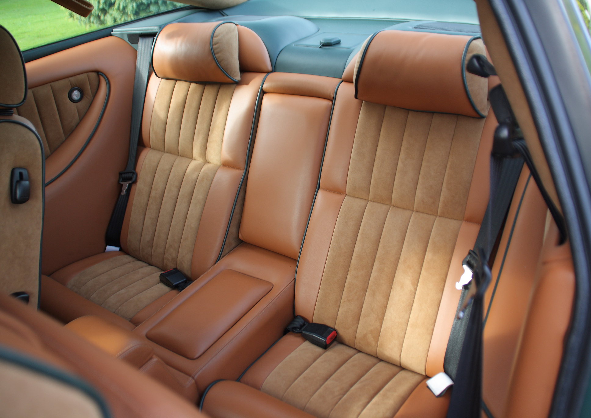 Aston Martin Vantage V600 Le Mans