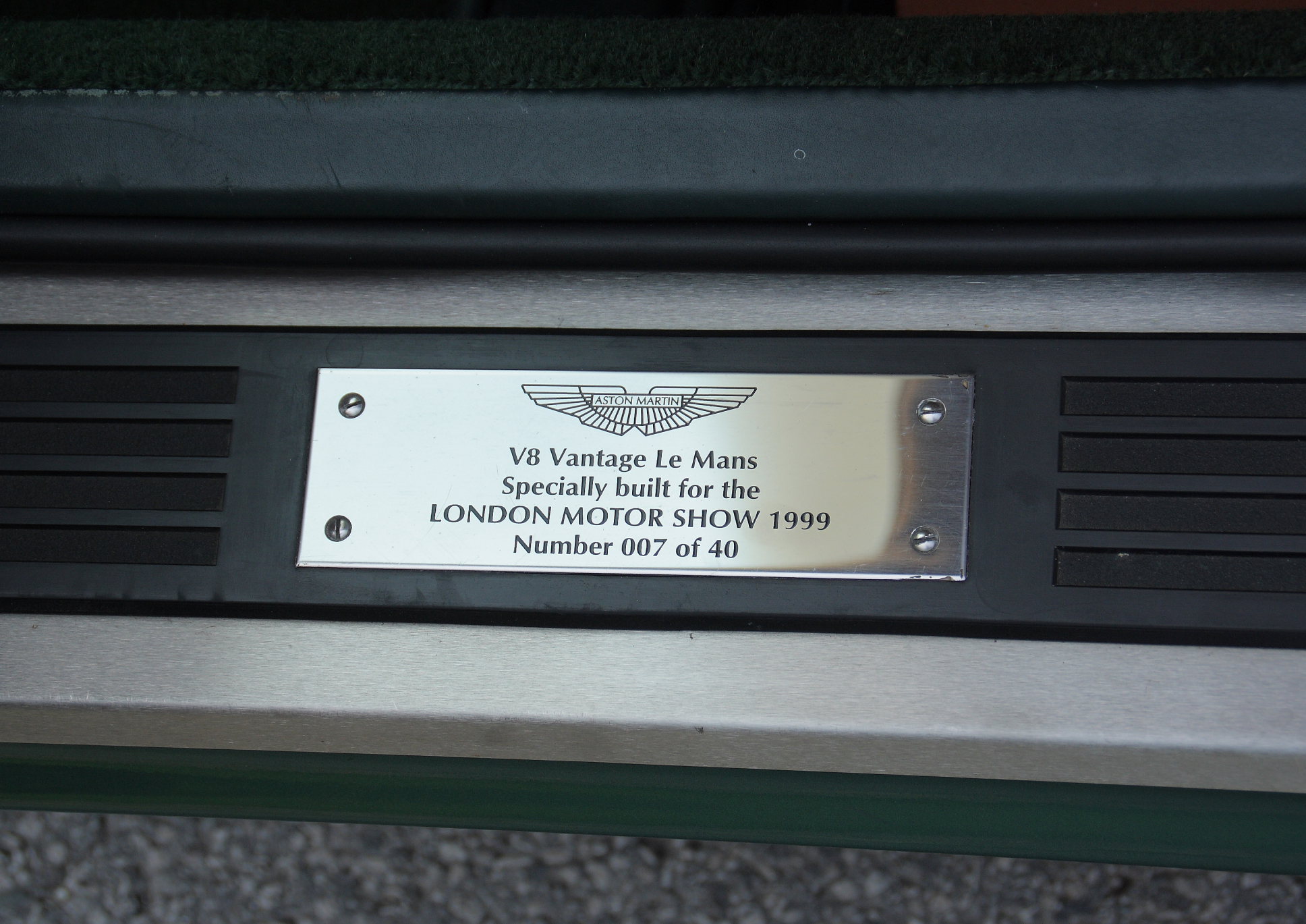 Aston Martin Vantage V600 Le Mans