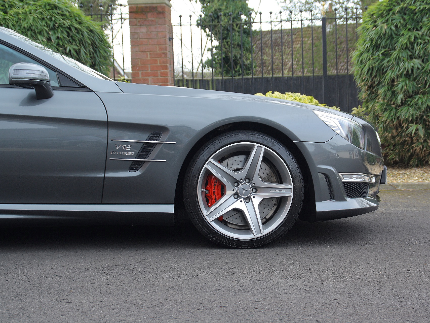 Mercedes SL65 AMG