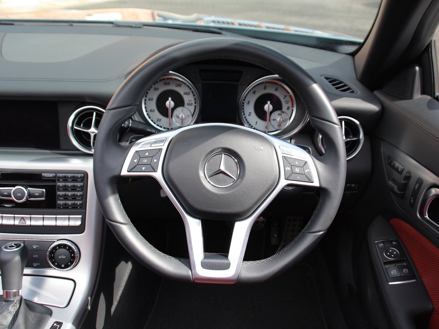 Mercedes SLK250 BluEfficiency