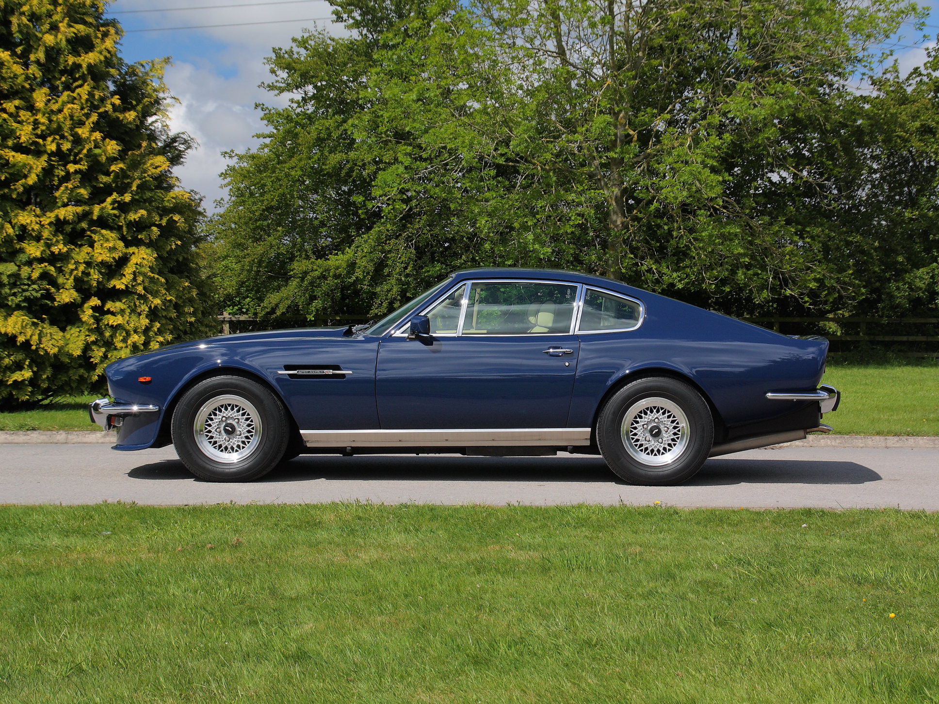 1986 Aston Martin V8 EFi