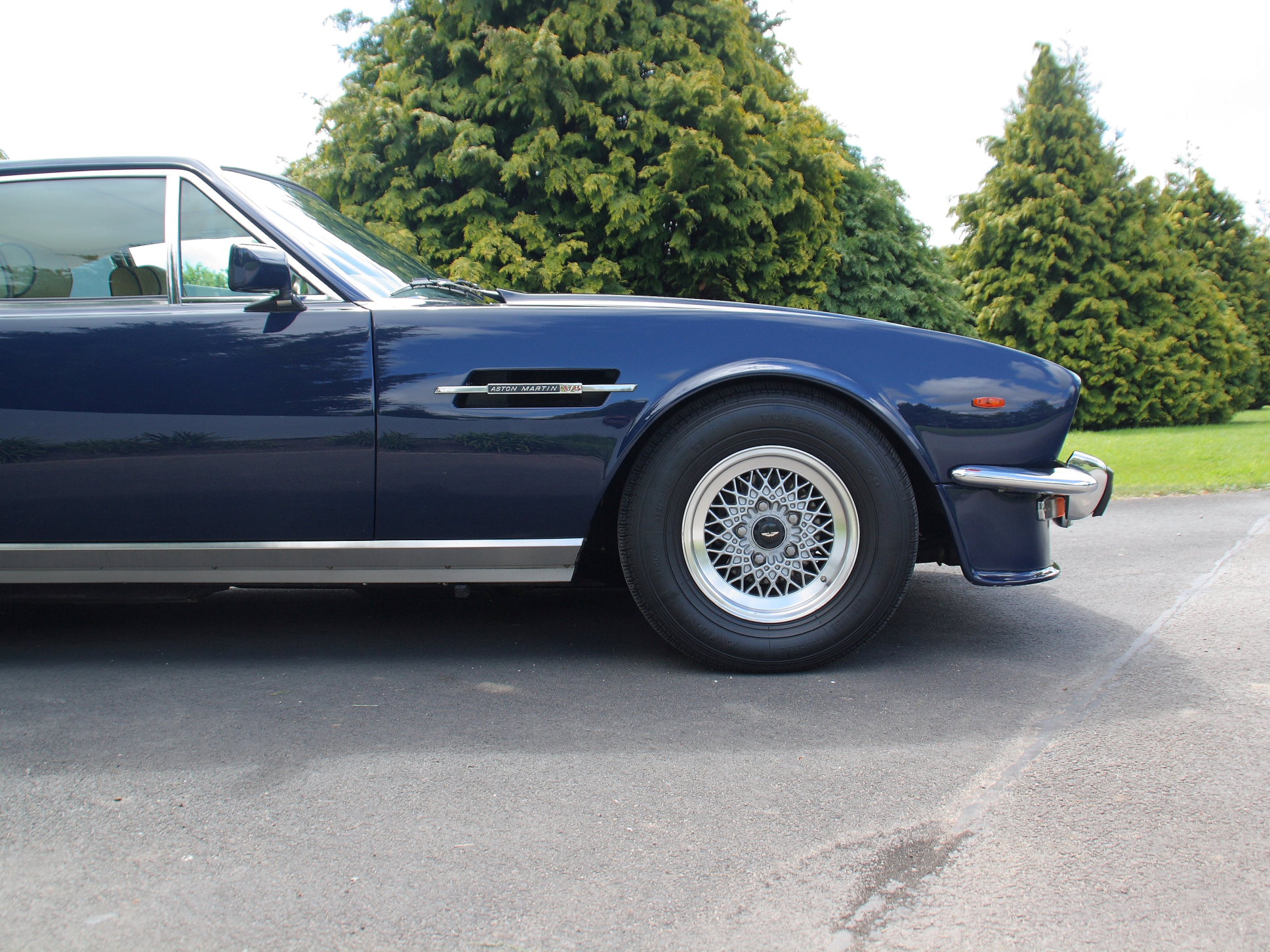 1986 Aston Martin V8 EFi
