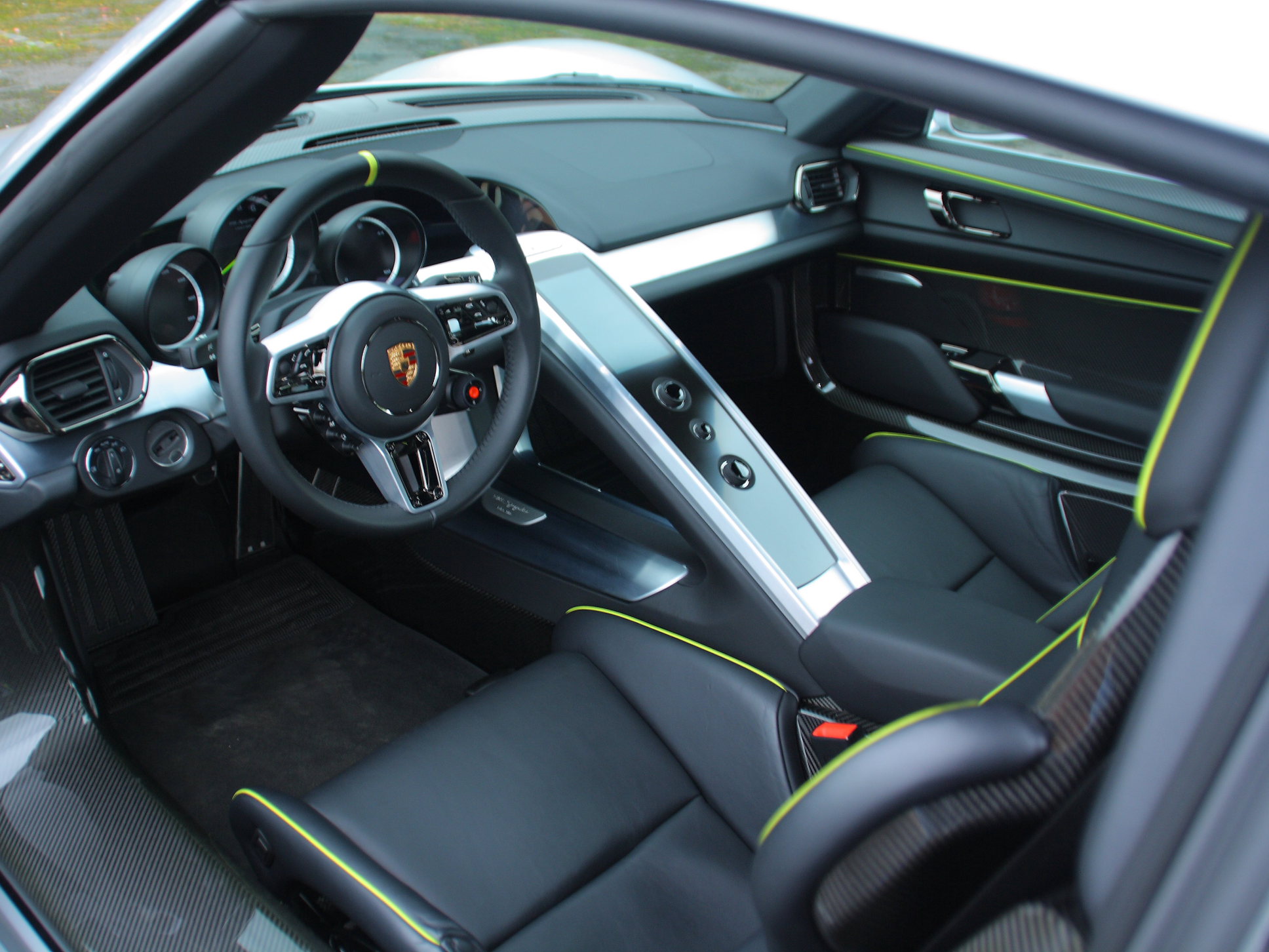 2015 Porsche 918 Spyder