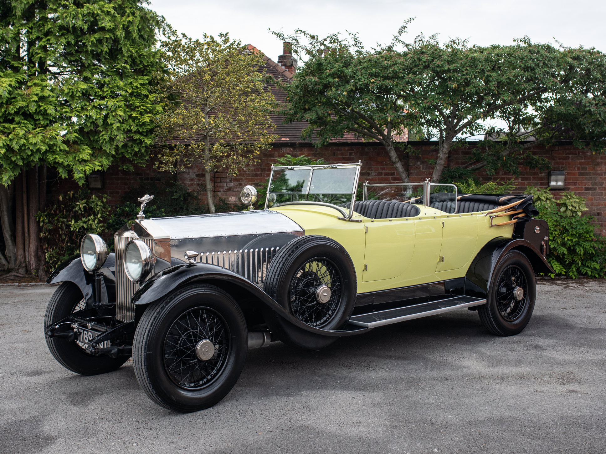 umbraco.presentation.nodeFactory.Property