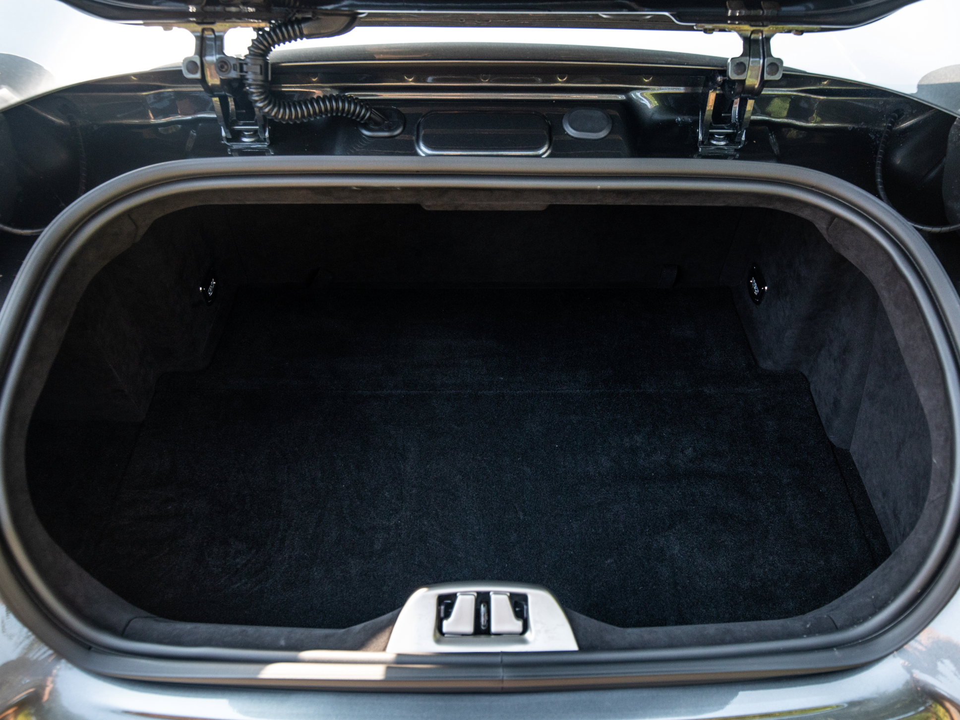 New 2020 Ferrari 812 GTS