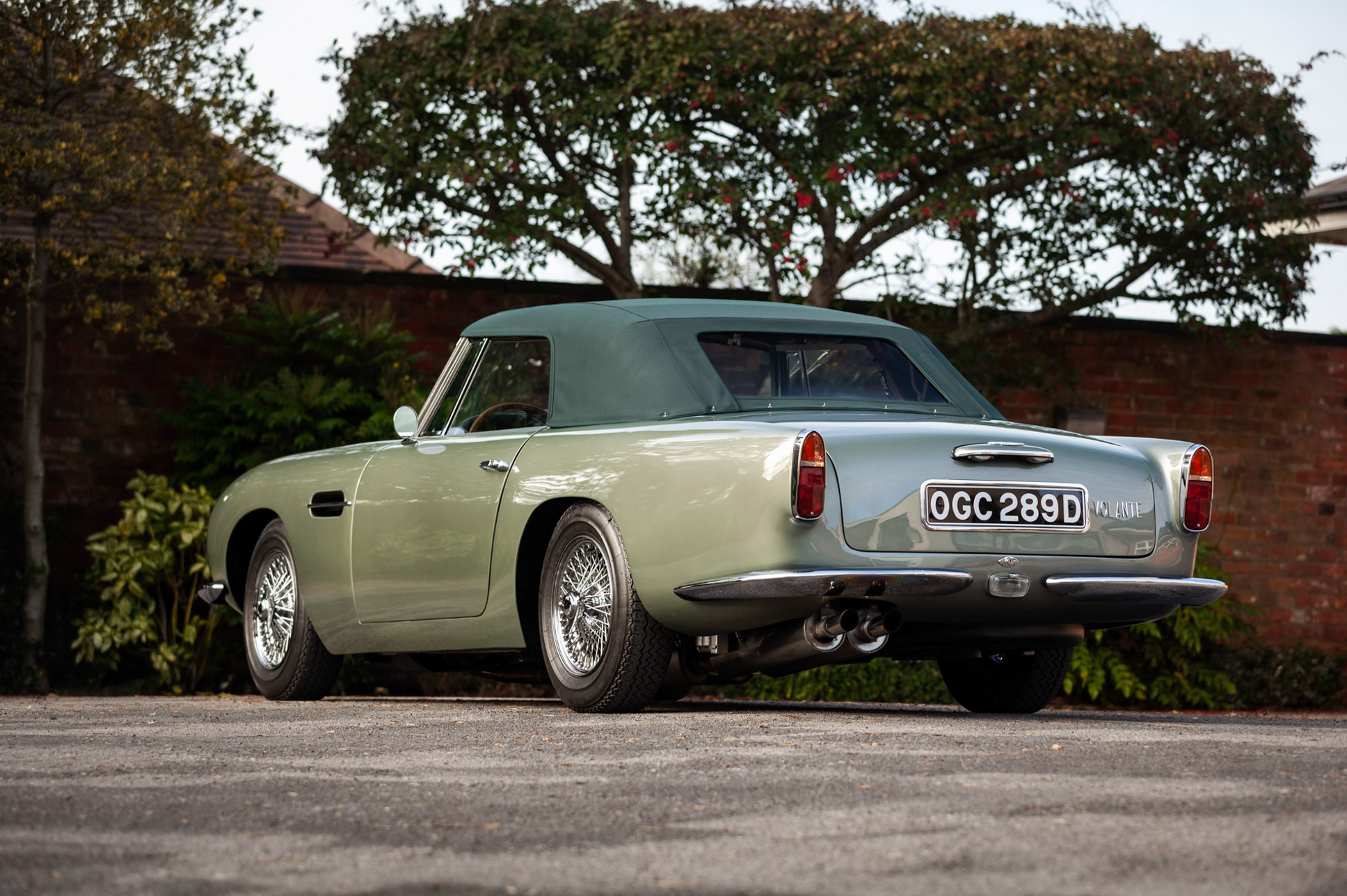 Aston Martin DB6 Short Chassis Volante
