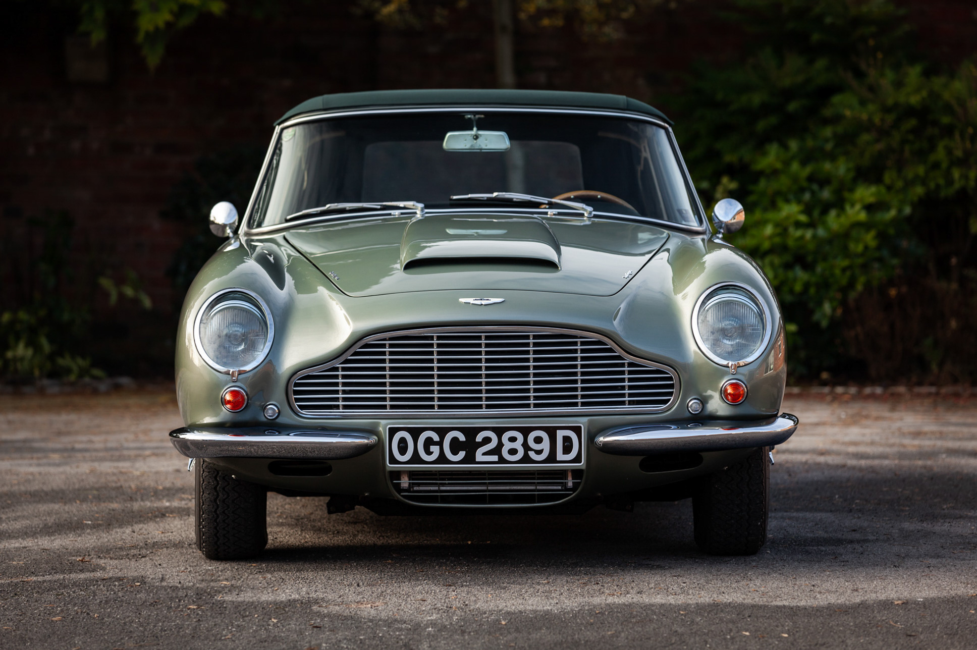 Aston Martin DB6 Short Chassis Volante