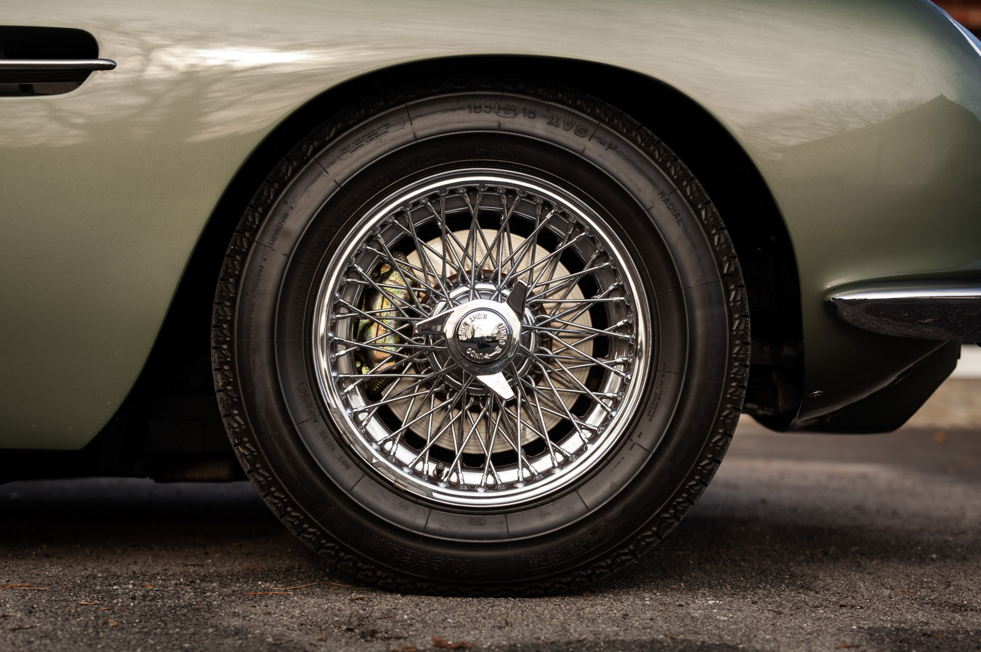 Aston Martin DB6 Short Chassis Volante