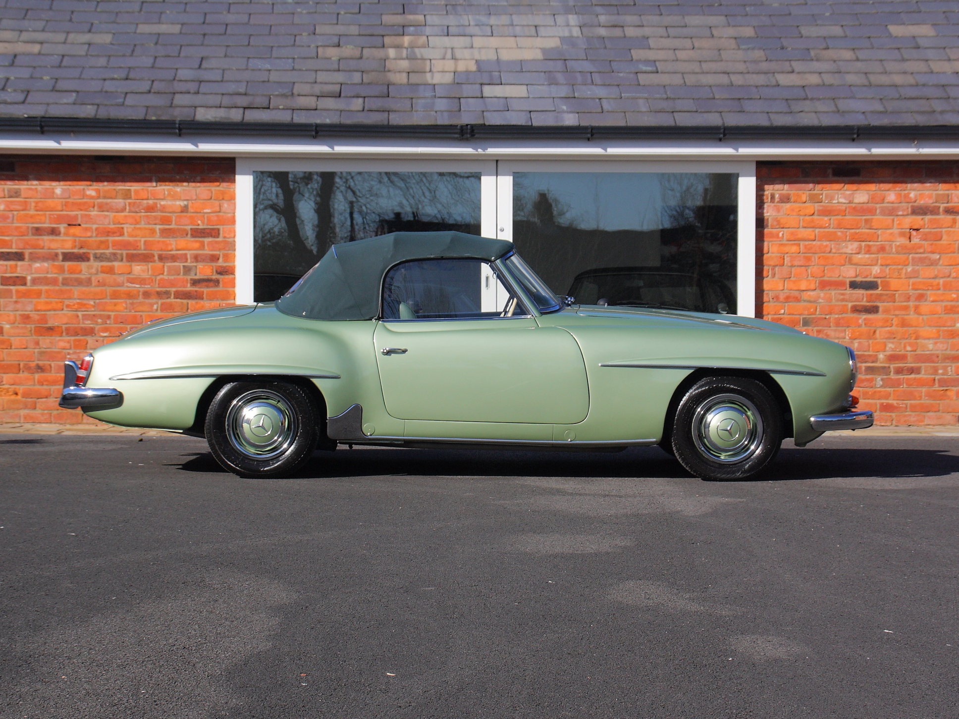 1959 Mercedes 190SL (RHD)