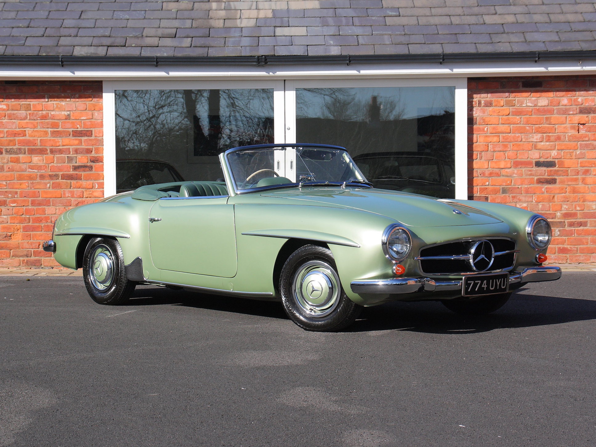 1959 Mercedes 190SL (RHD)