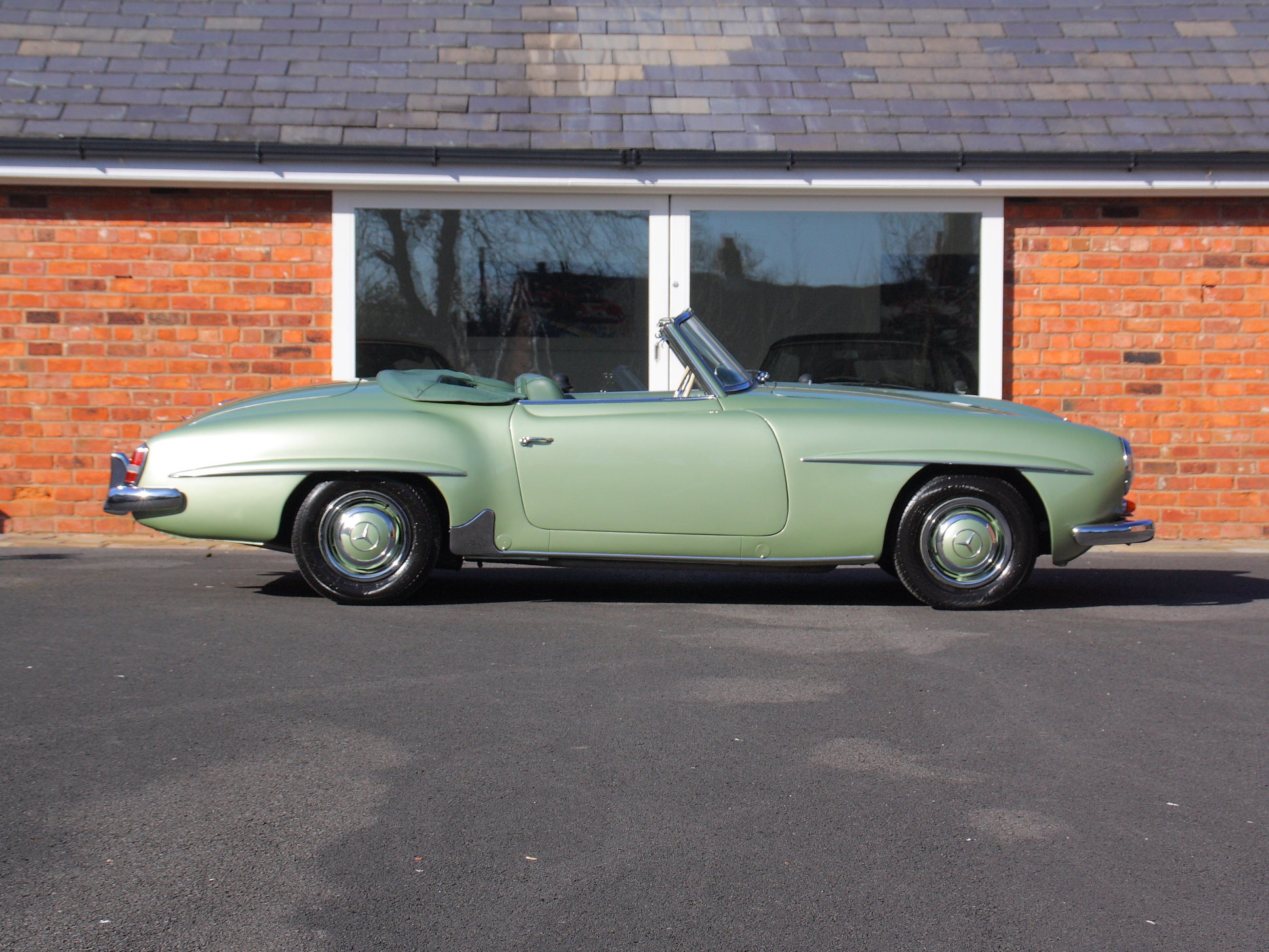 1959 Mercedes 190SL (RHD)