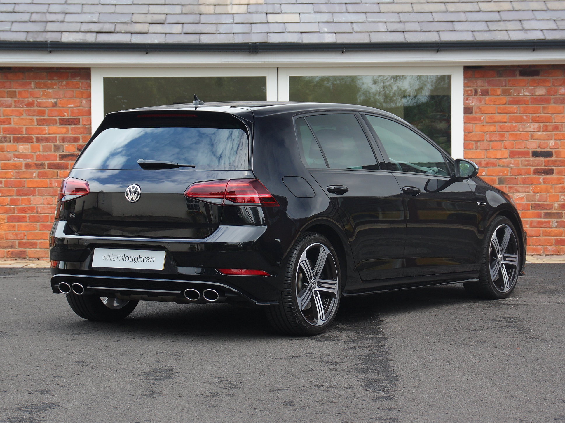 VW Golf R DSG