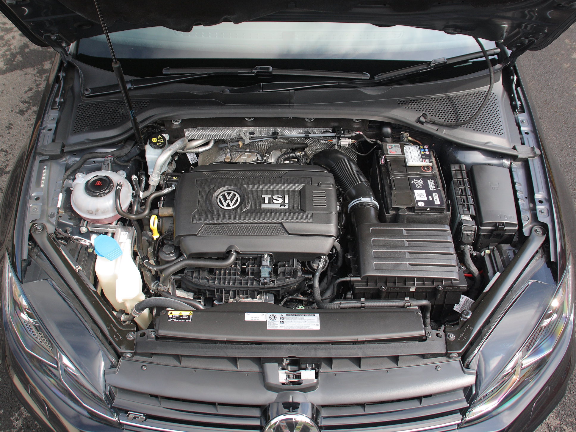 VW Golf R DSG