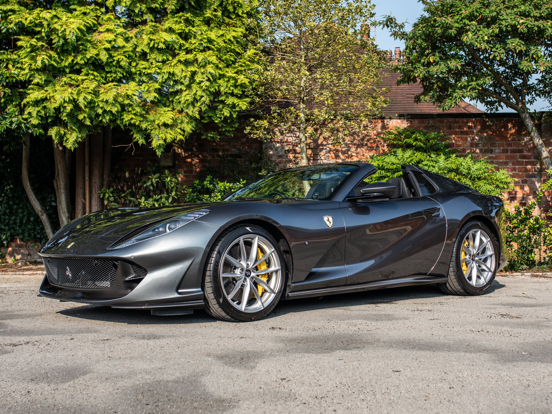 2020 Ferrari 812 GTS