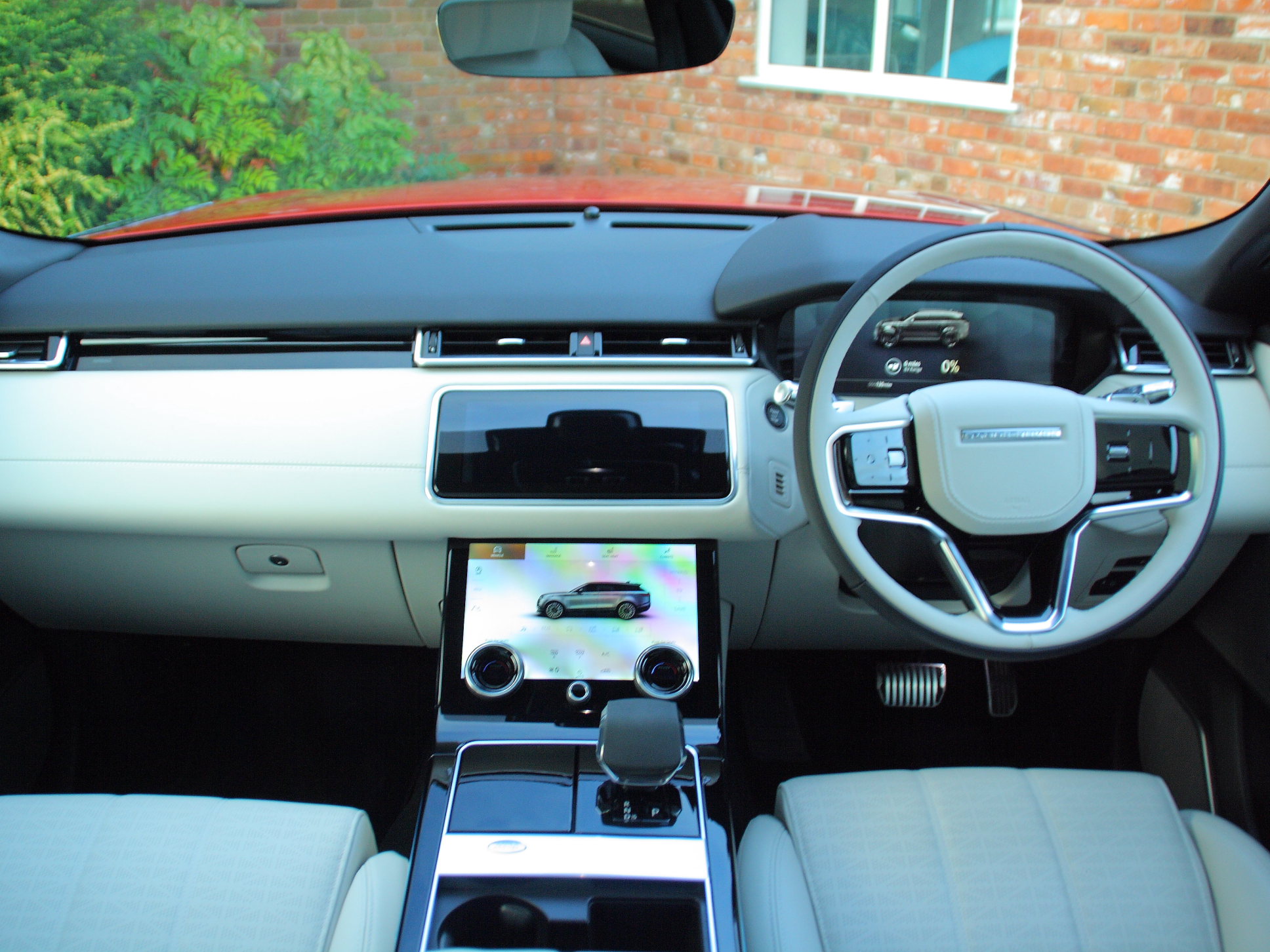 2021 Range Rover Velar P400e HSE R-Dynamic