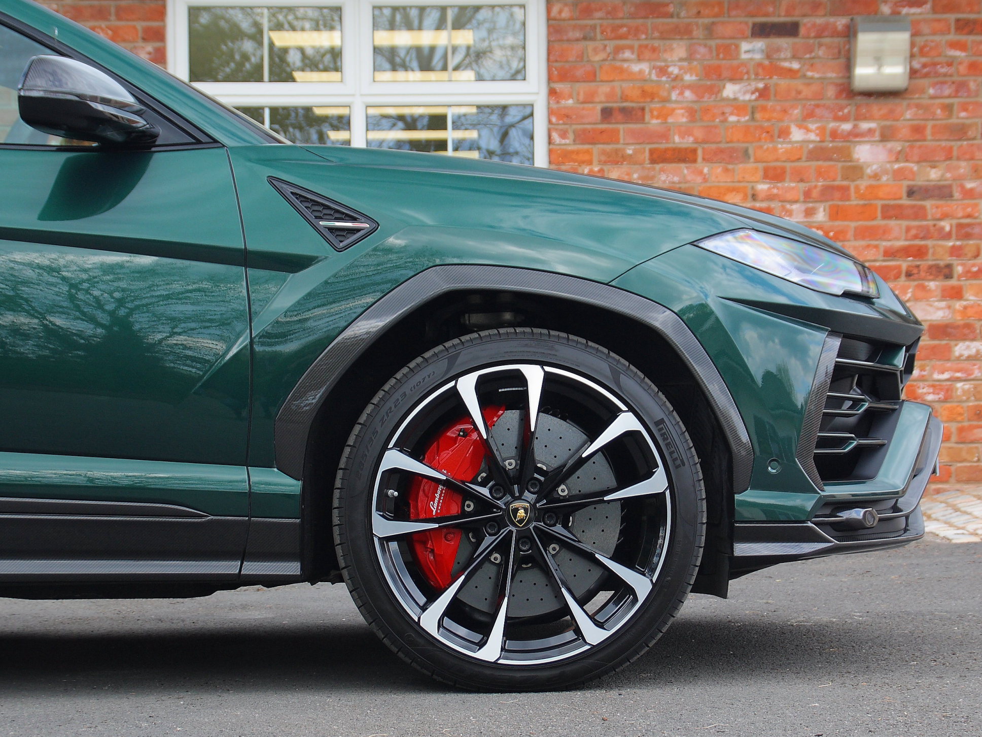 2019 Lamborghini Urus