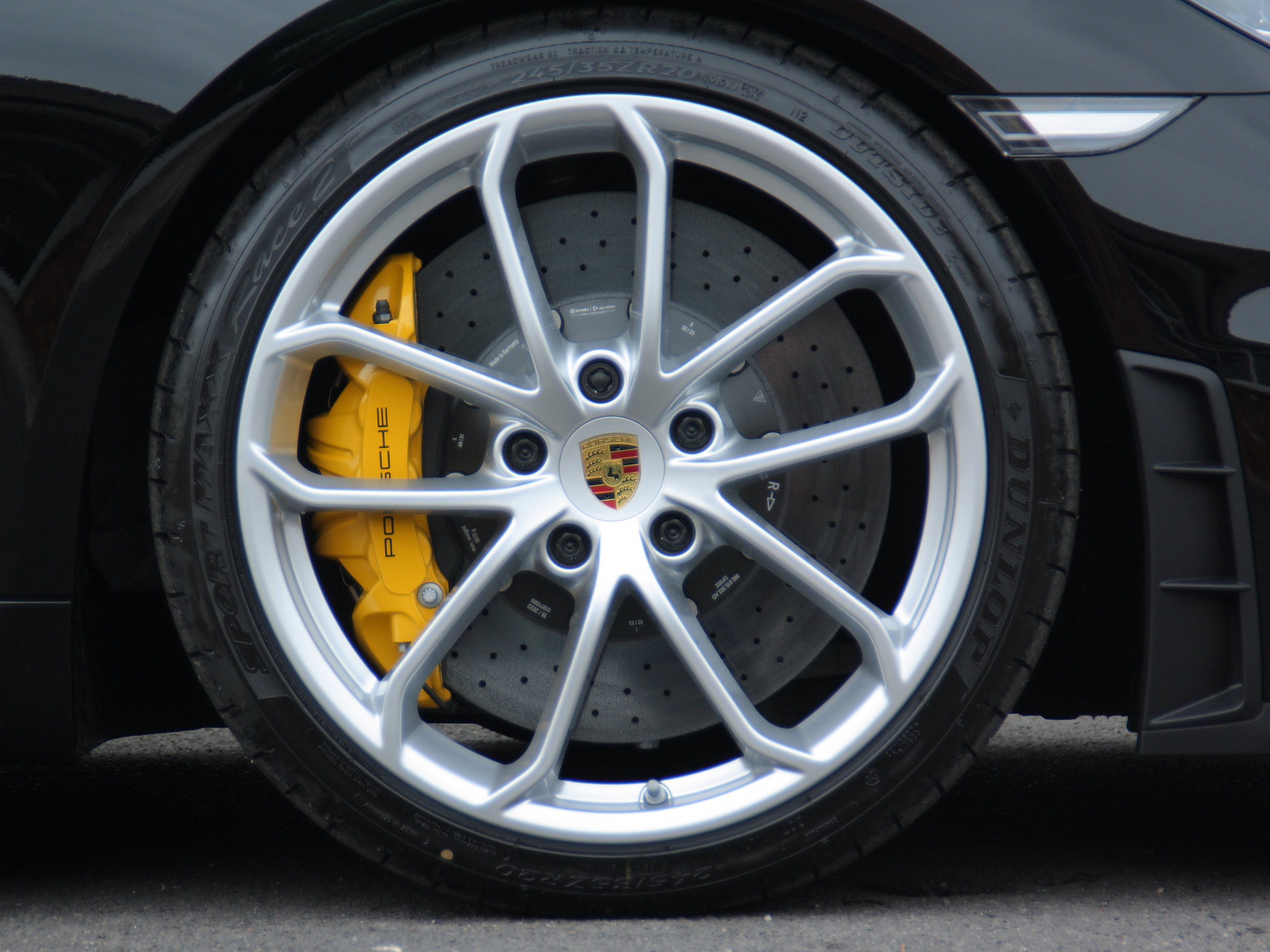 2022 Porsche 718 Spyder