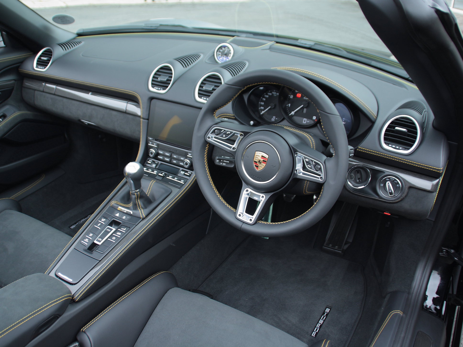 2022 Porsche 718 Spyder