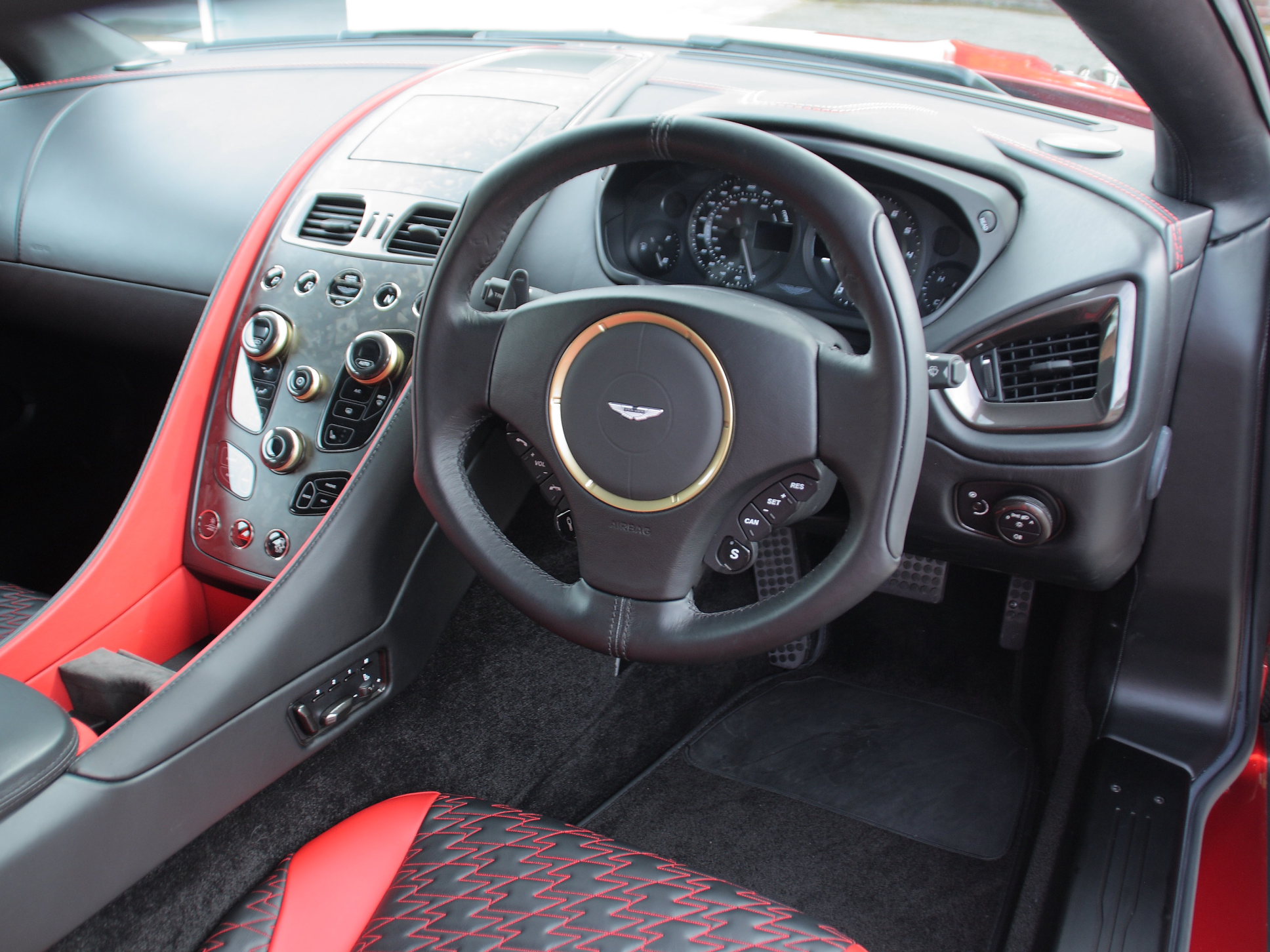 2019 Aston Martin Vanquish Zagato Shooting Brake