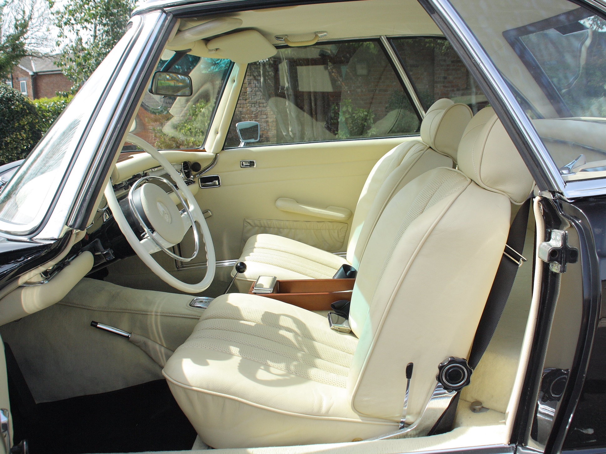 Mercedes 280SL Pagoda (LHD)