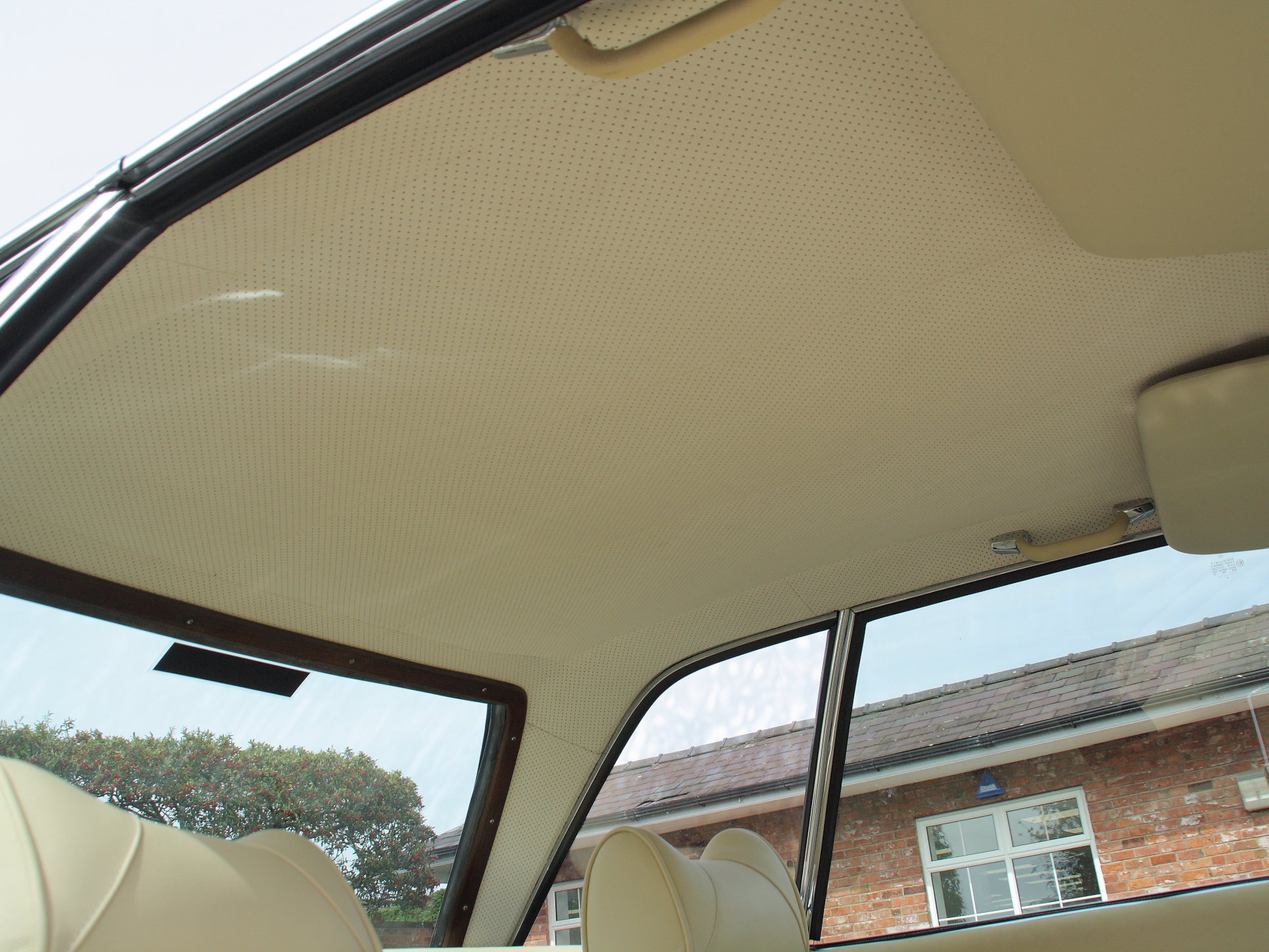 Mercedes 280SL Pagoda (LHD)